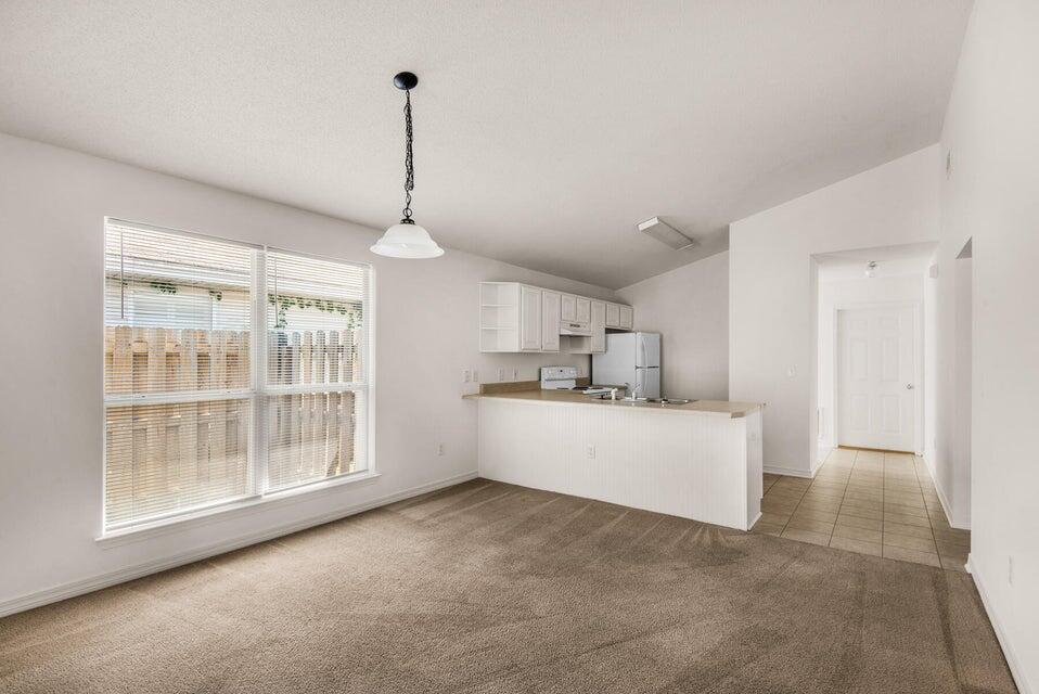 SHALIMAR COTTAGES - Residential Lease