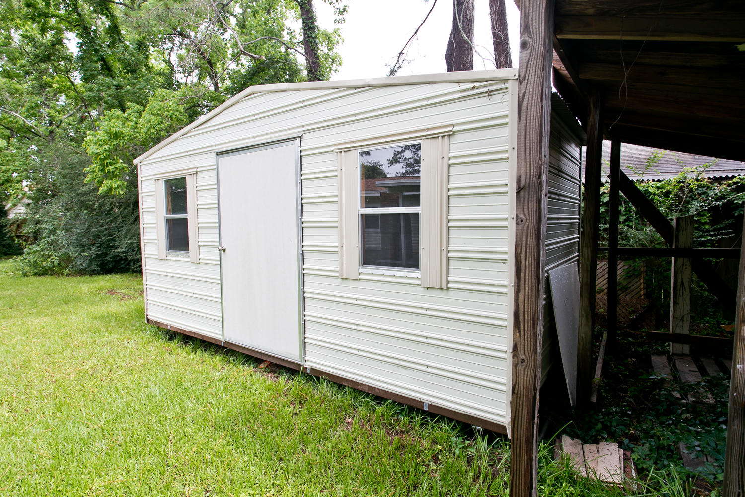 PINE MEADOWS - Residential