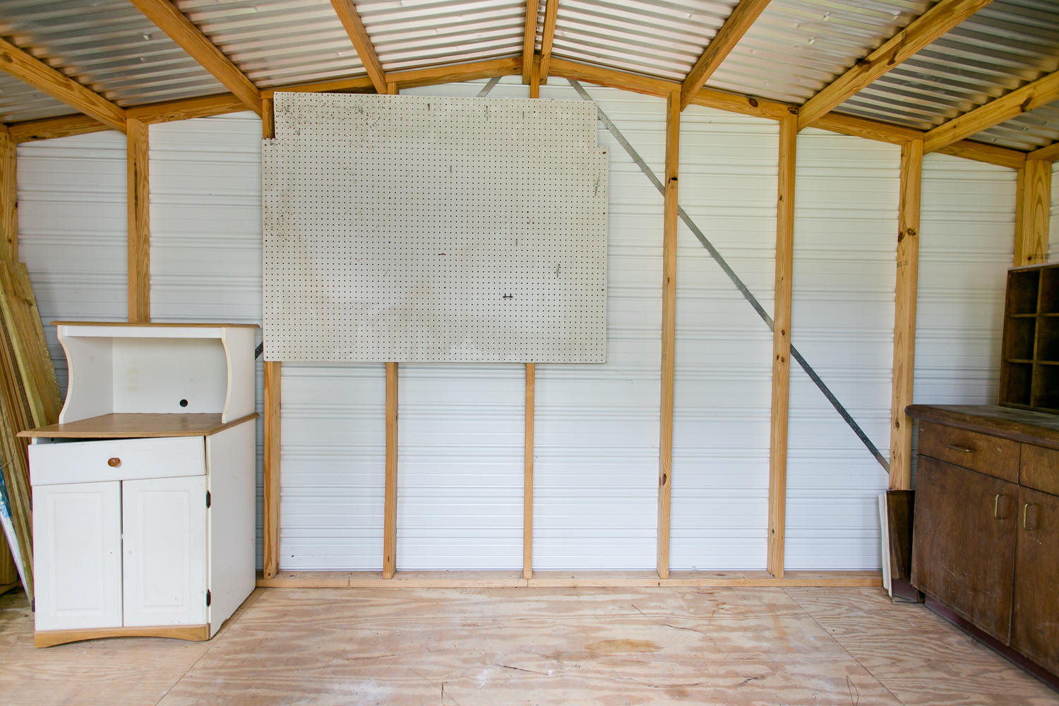 PINE MEADOWS - Residential