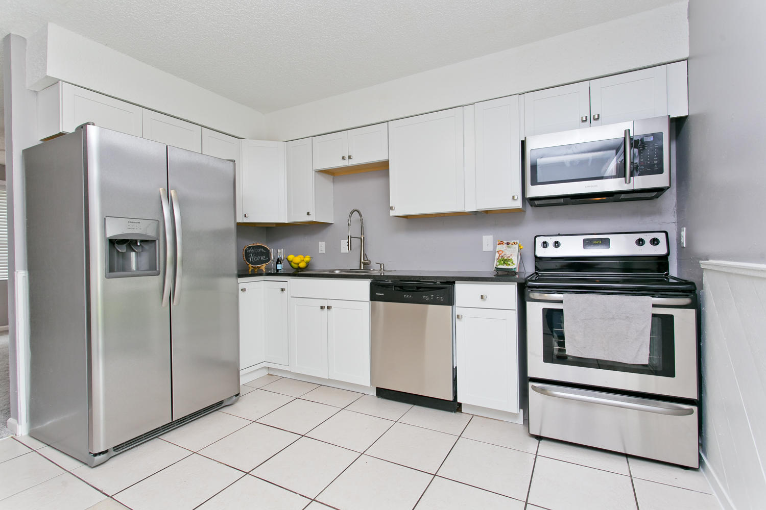 PINE MEADOWS - Residential