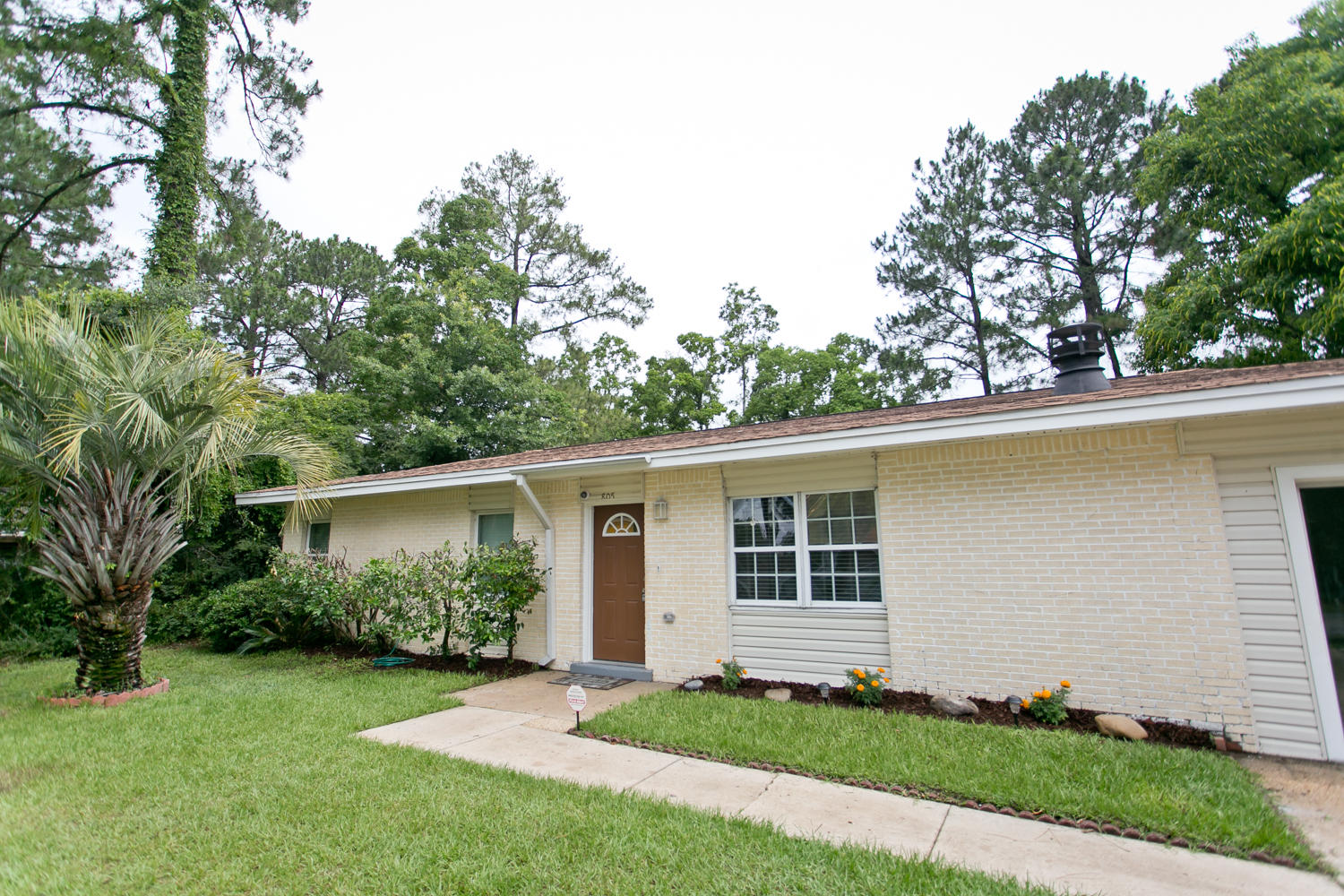 PINE MEADOWS - Residential