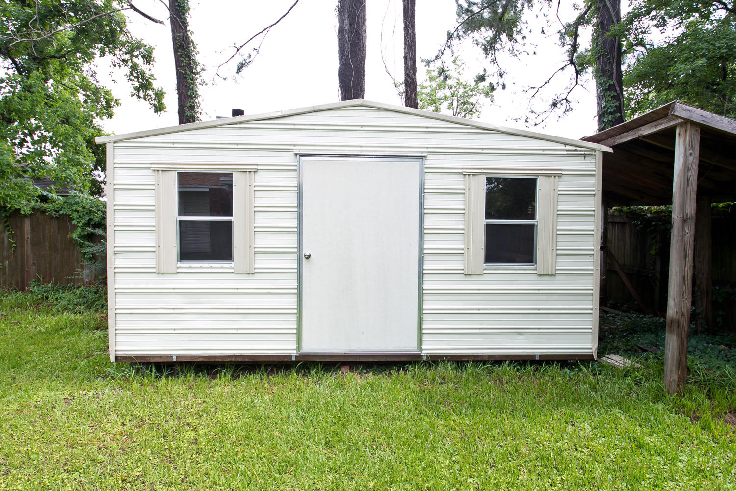 PINE MEADOWS - Residential