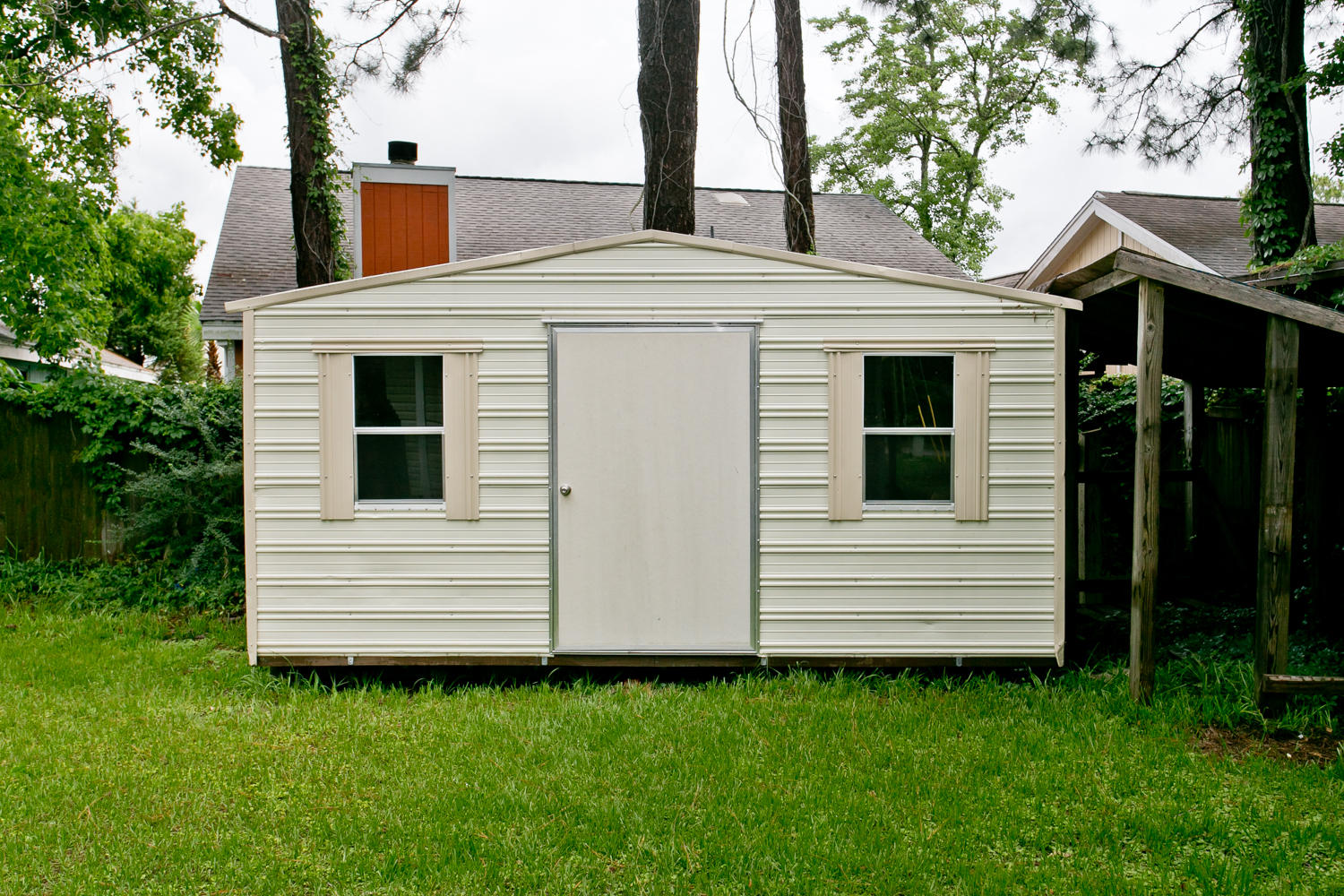 PINE MEADOWS - Residential