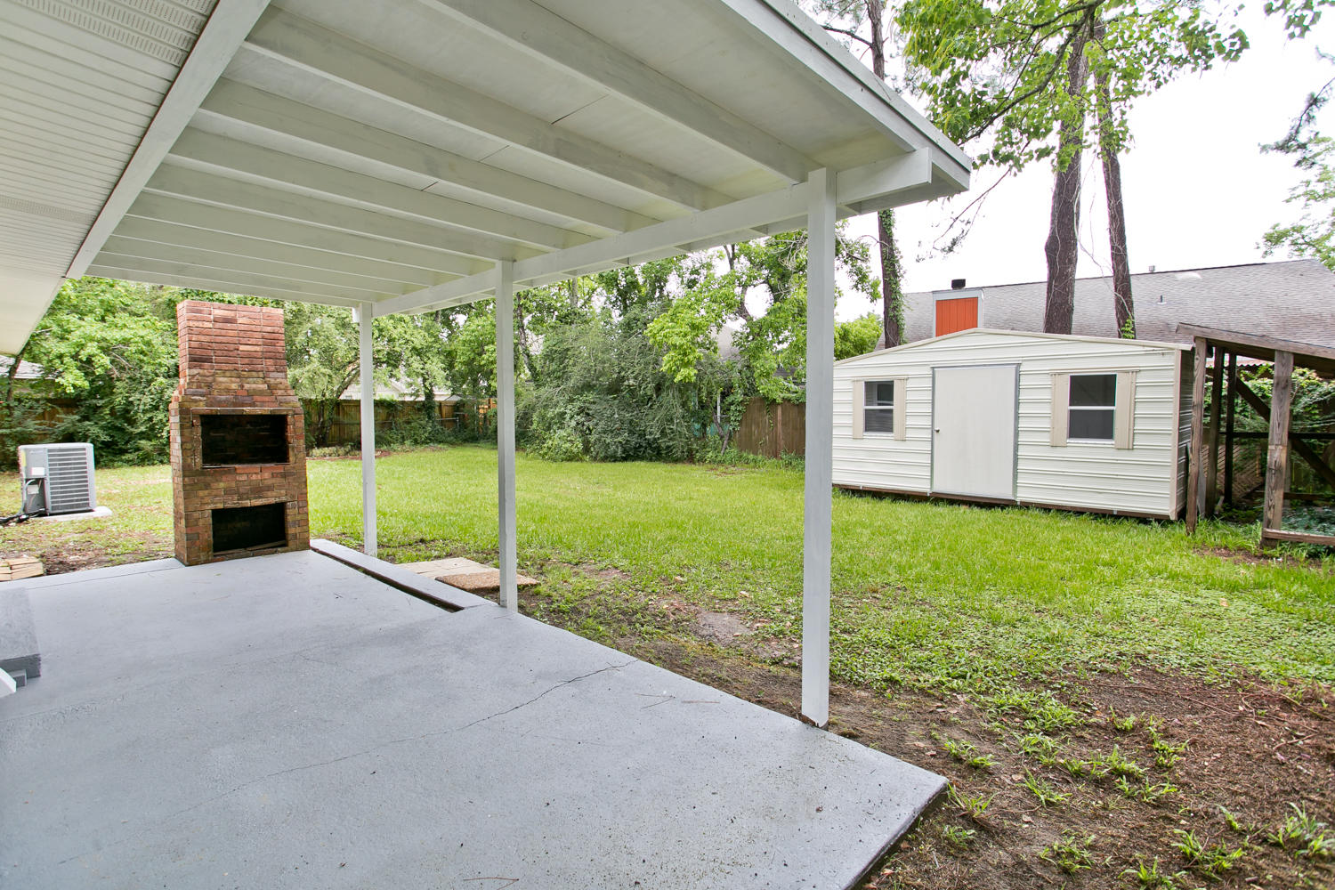 PINE MEADOWS - Residential