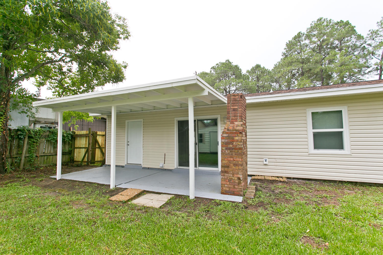 PINE MEADOWS - Residential