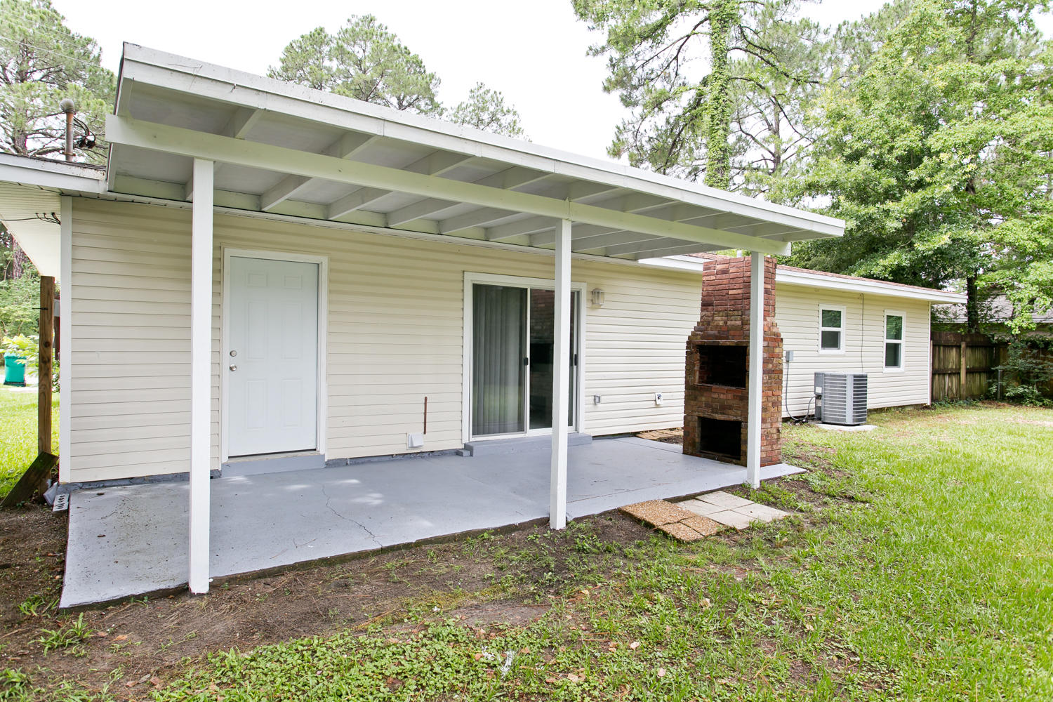 PINE MEADOWS - Residential