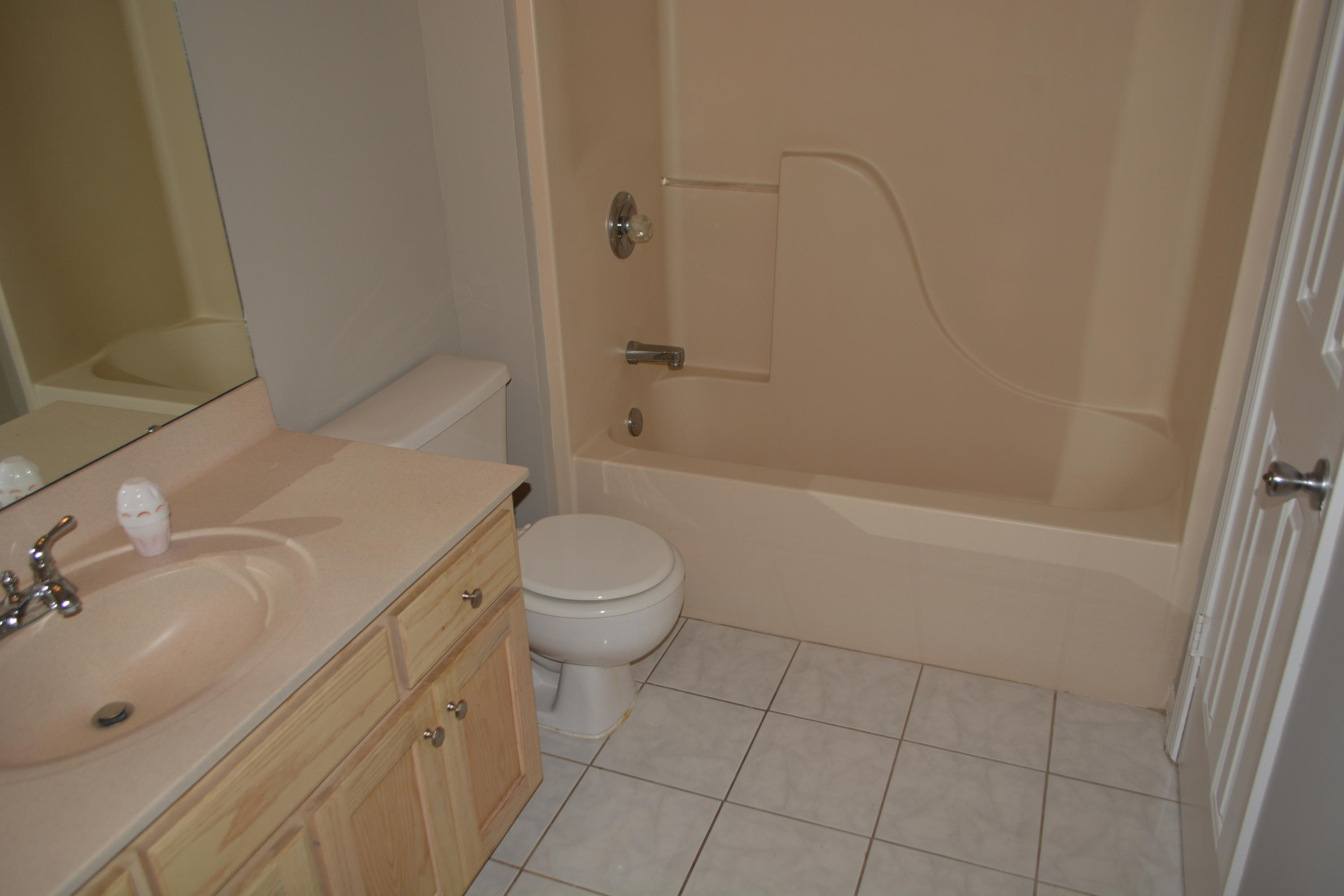 CASTELAR - Residential