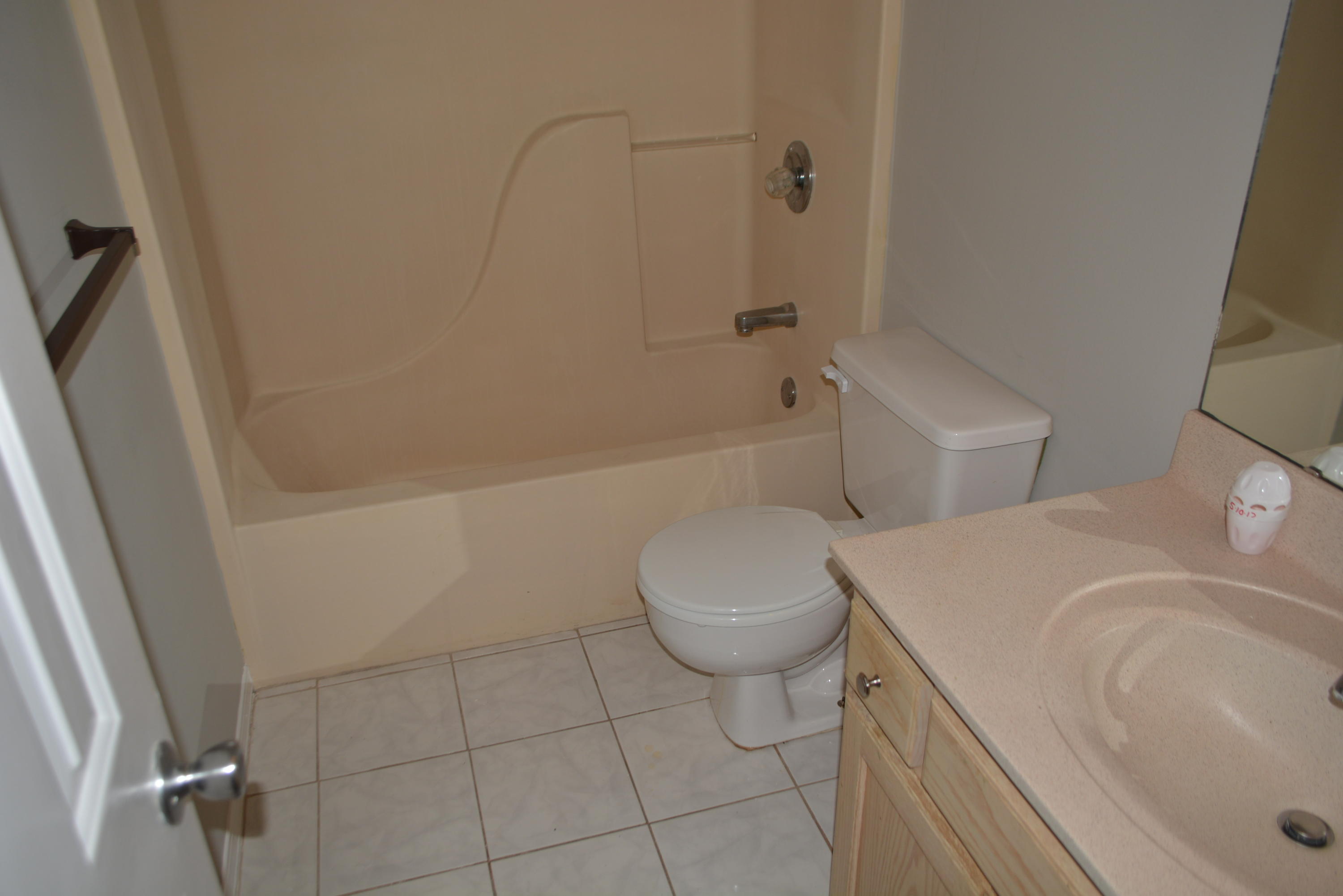 CASTELAR - Residential