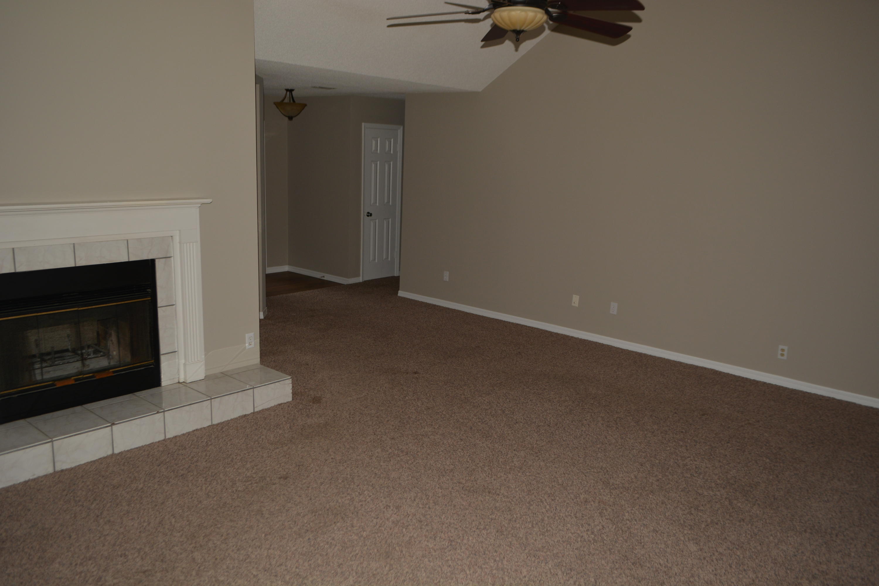 CASTELAR - Residential