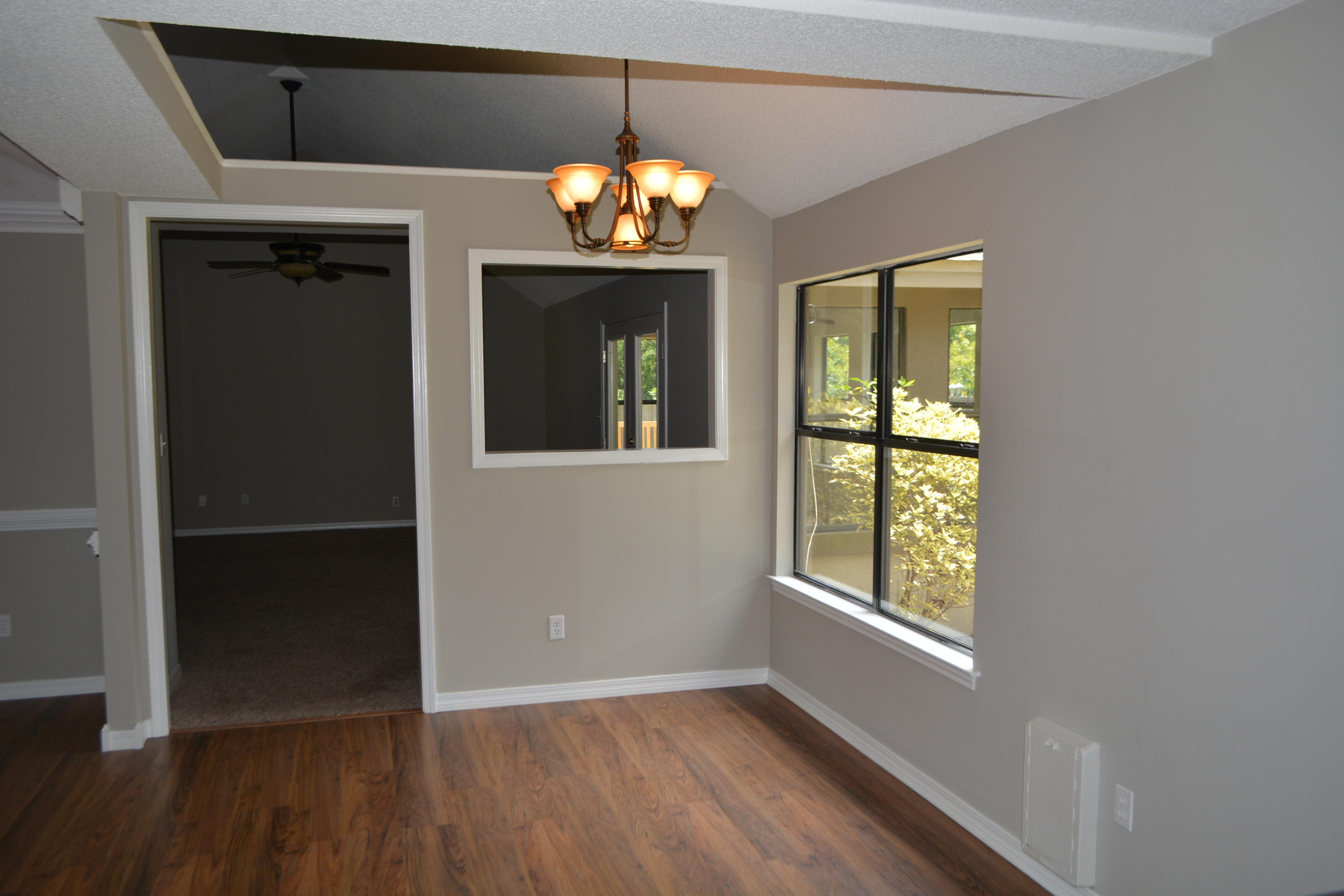 CASTELAR - Residential