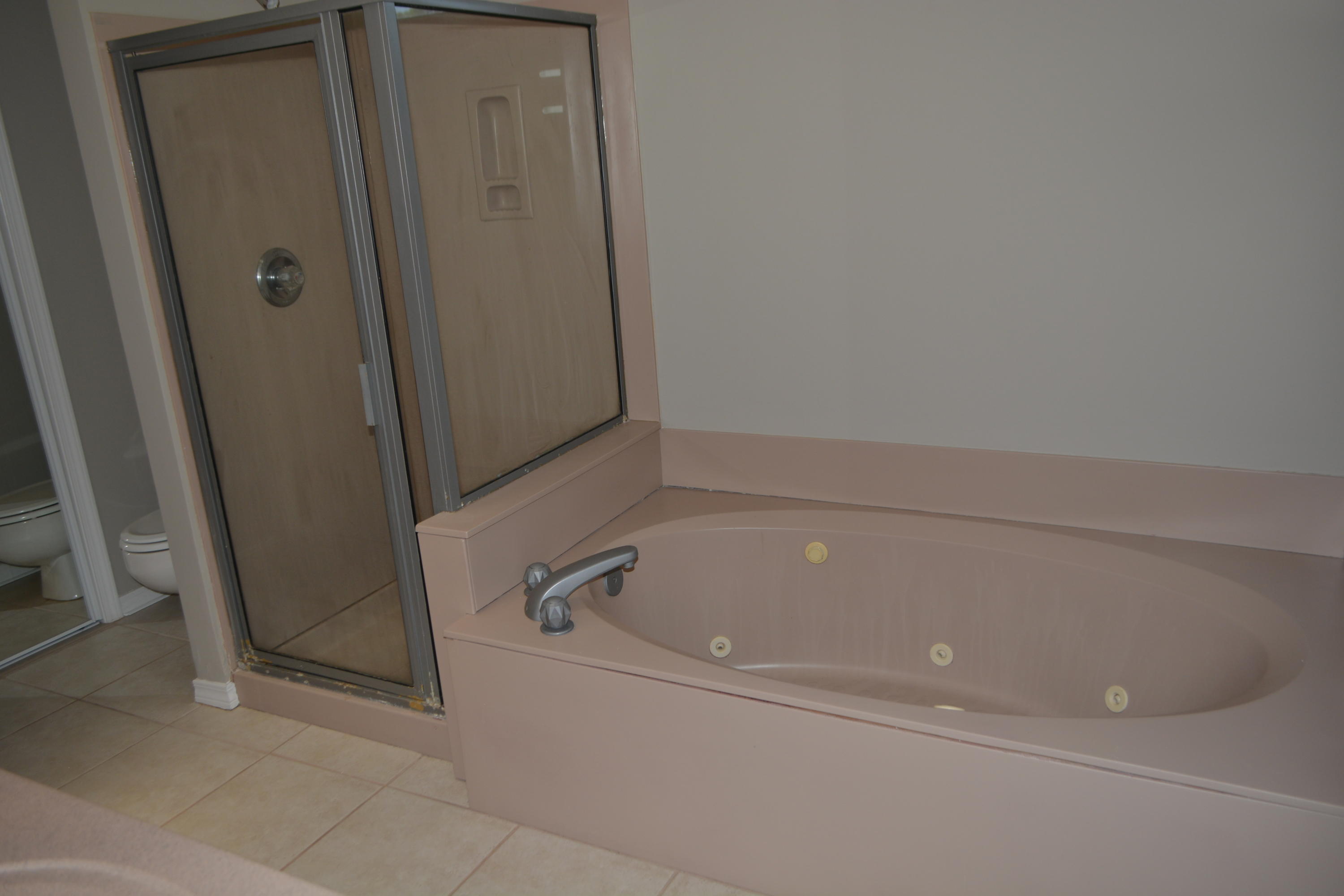 CASTELAR - Residential