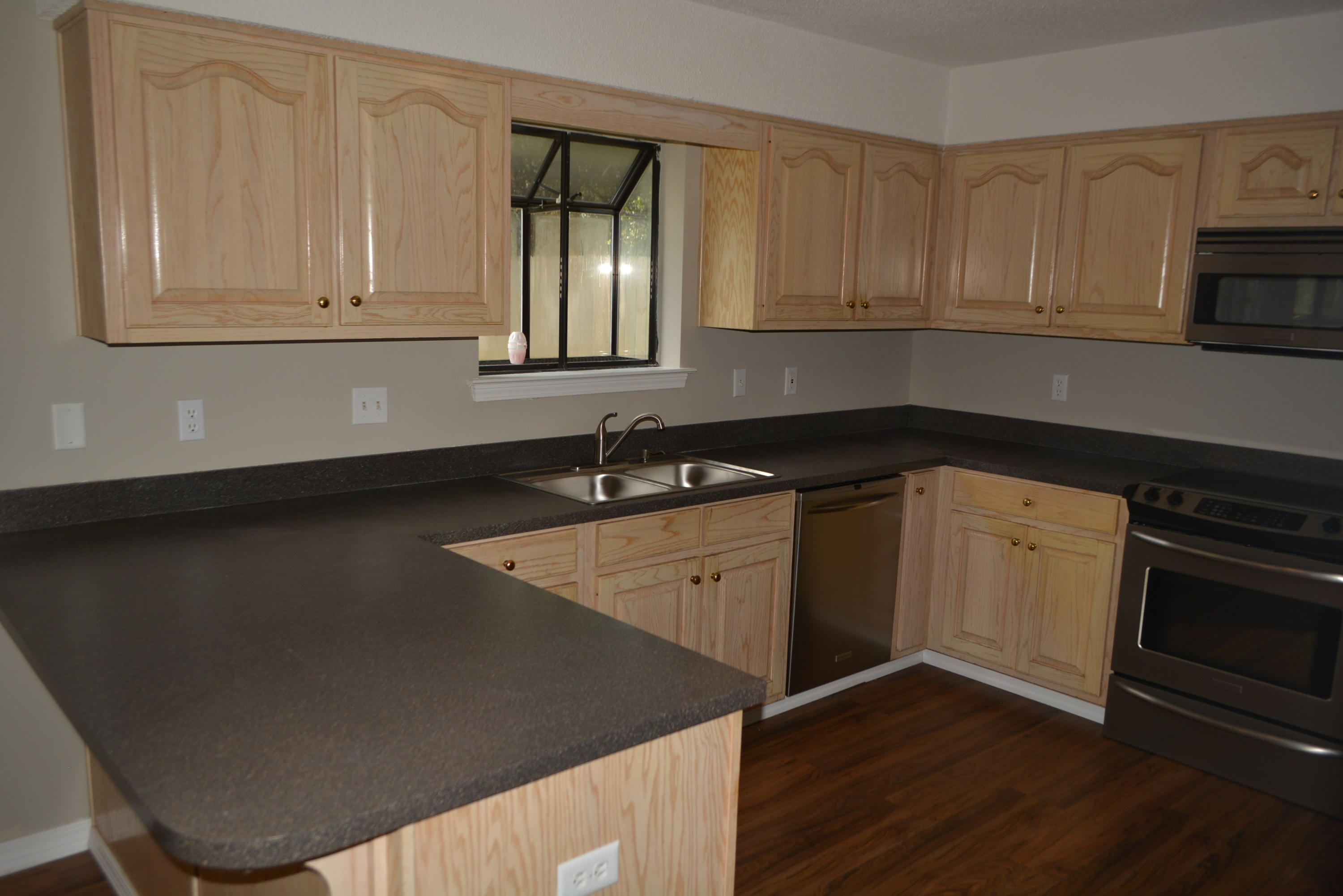 CASTELAR - Residential