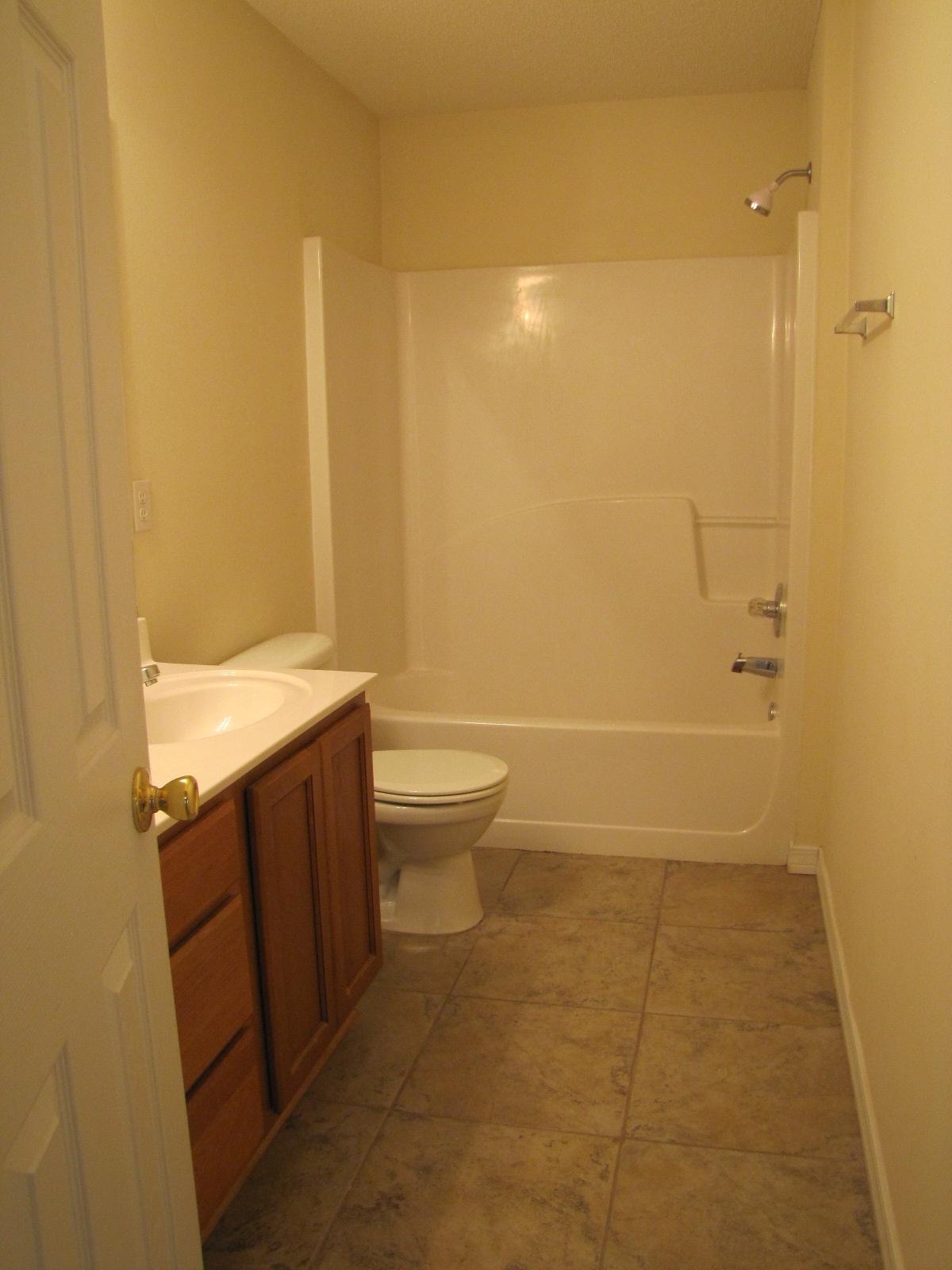 SOUTHERNAIRE - Residential Lease