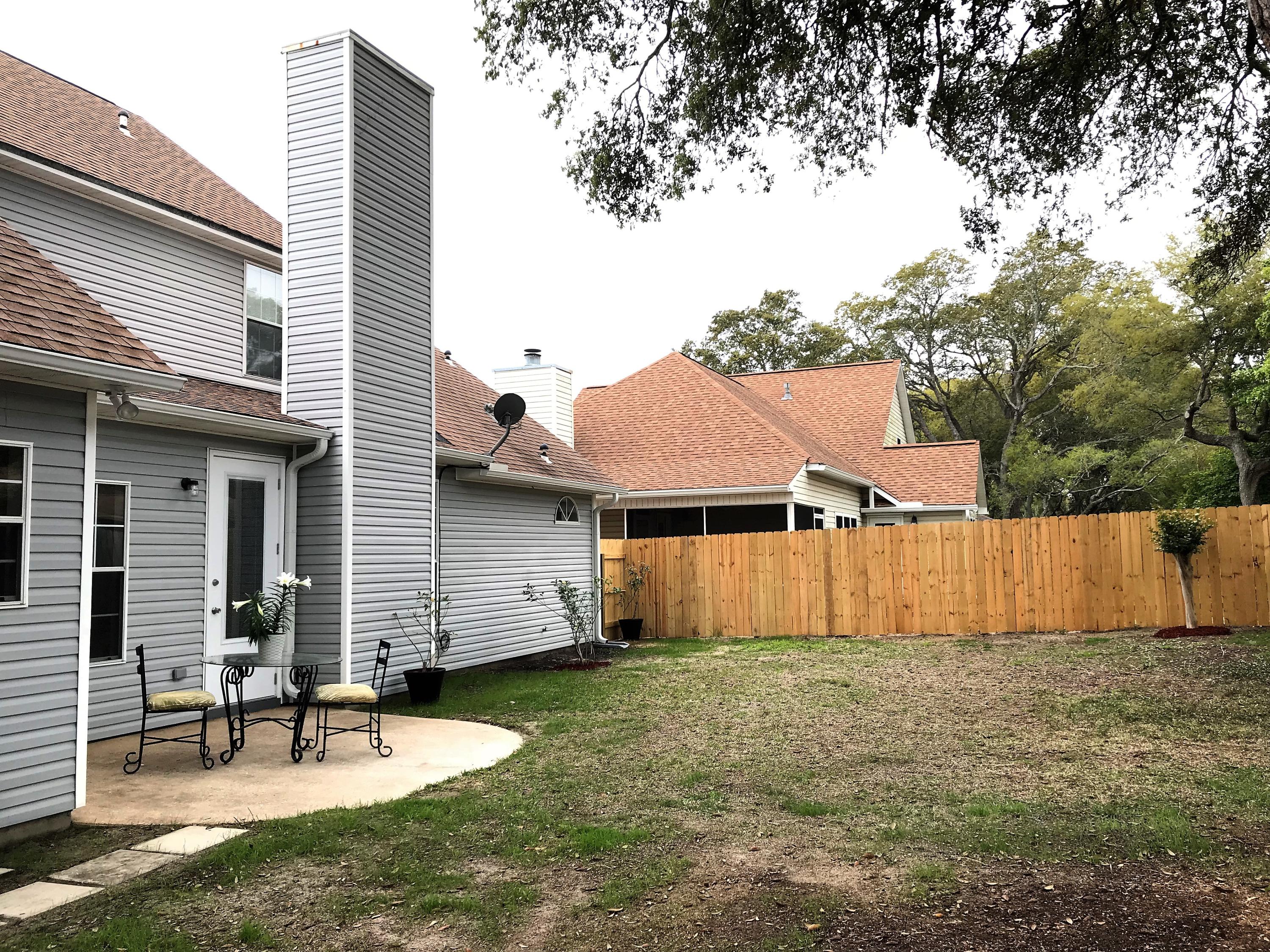 LAKE POINTE - Residential