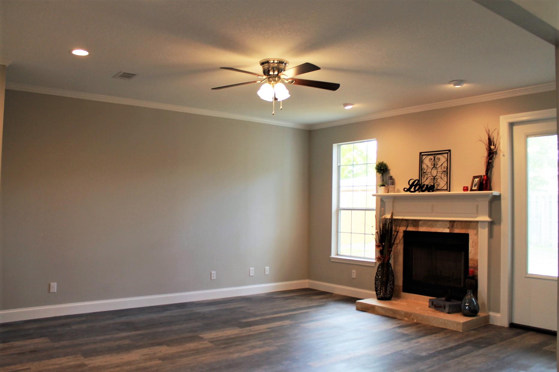 LAKE POINTE - Residential