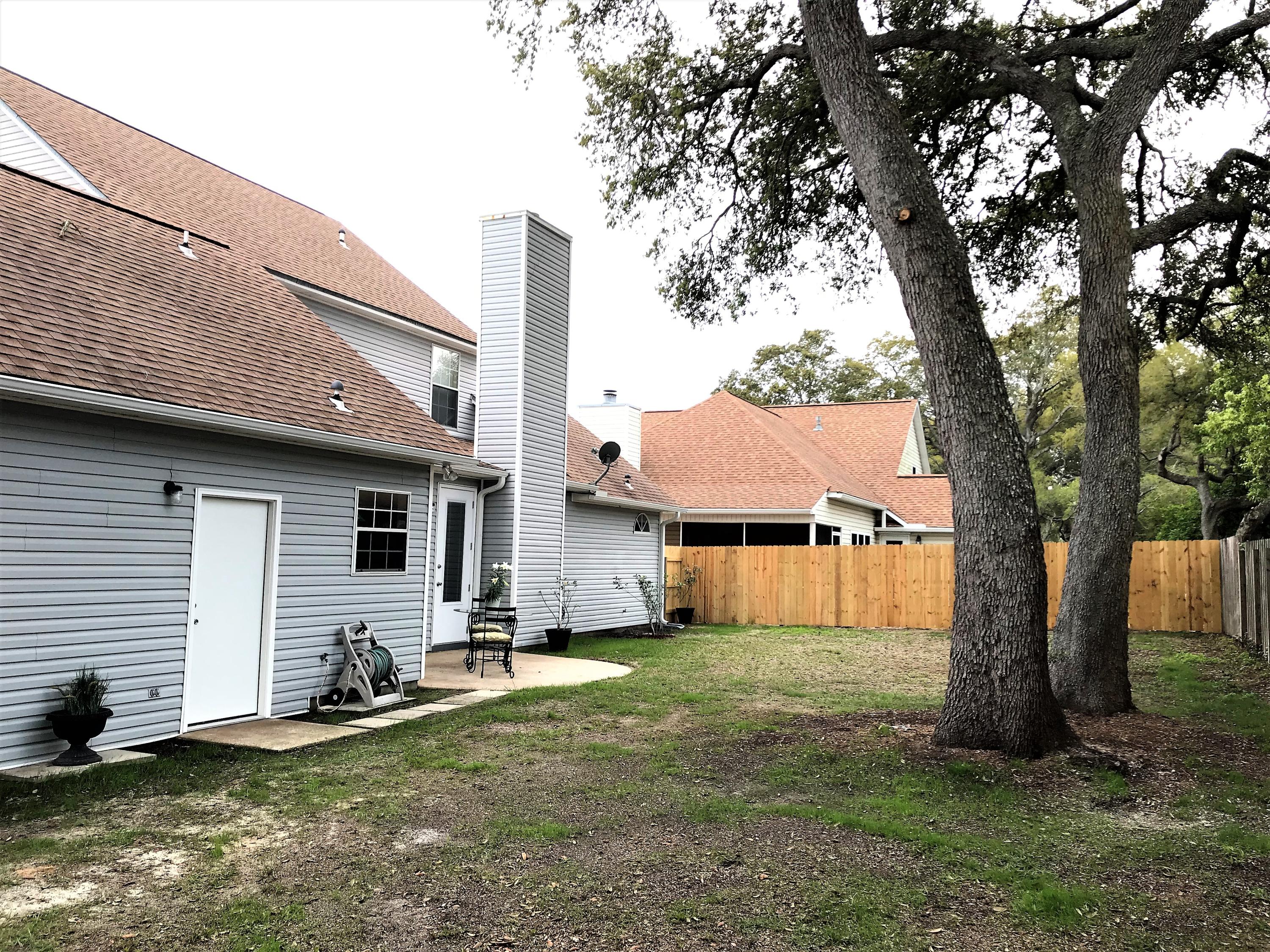 LAKE POINTE - Residential