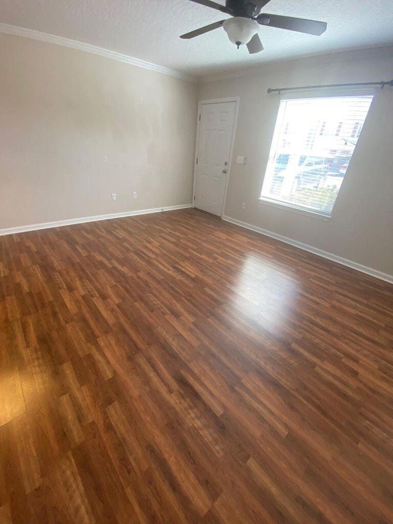 SHAY LIN T/H - Residential Lease