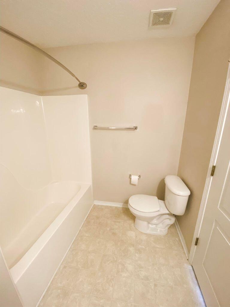 SHAY LIN T/H - Residential Lease