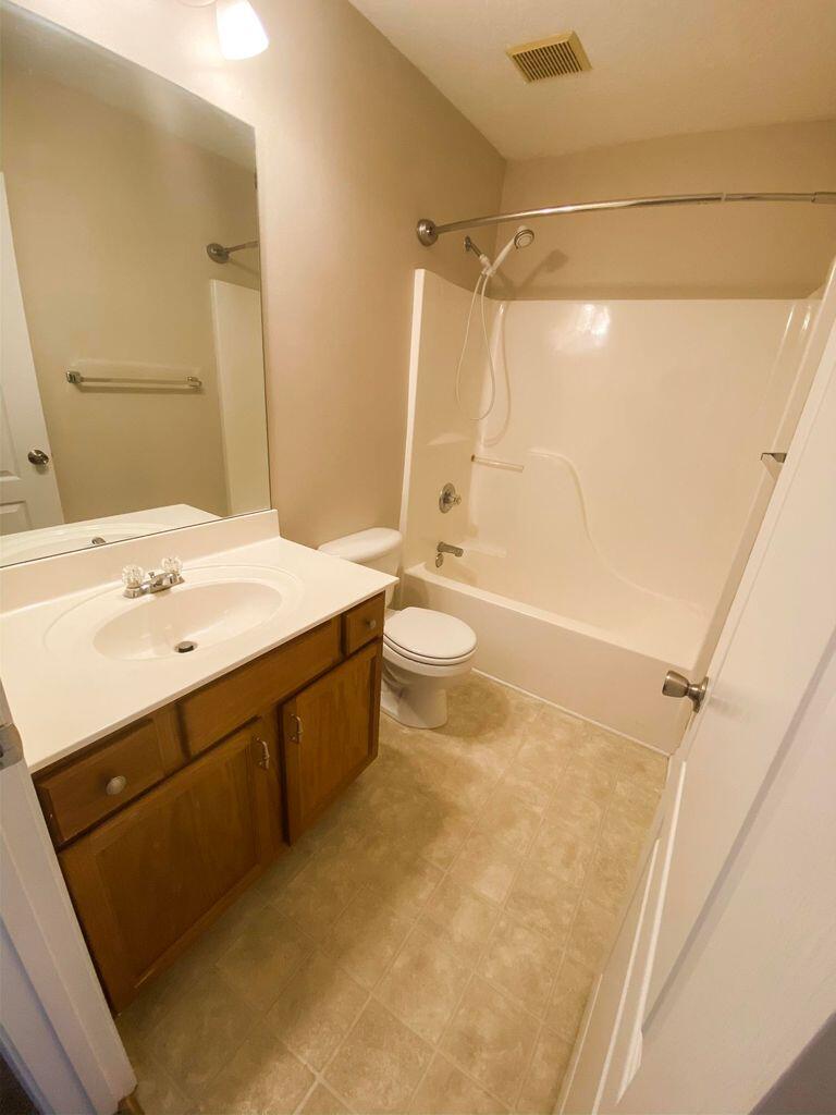 SHAY LIN T/H - Residential Lease