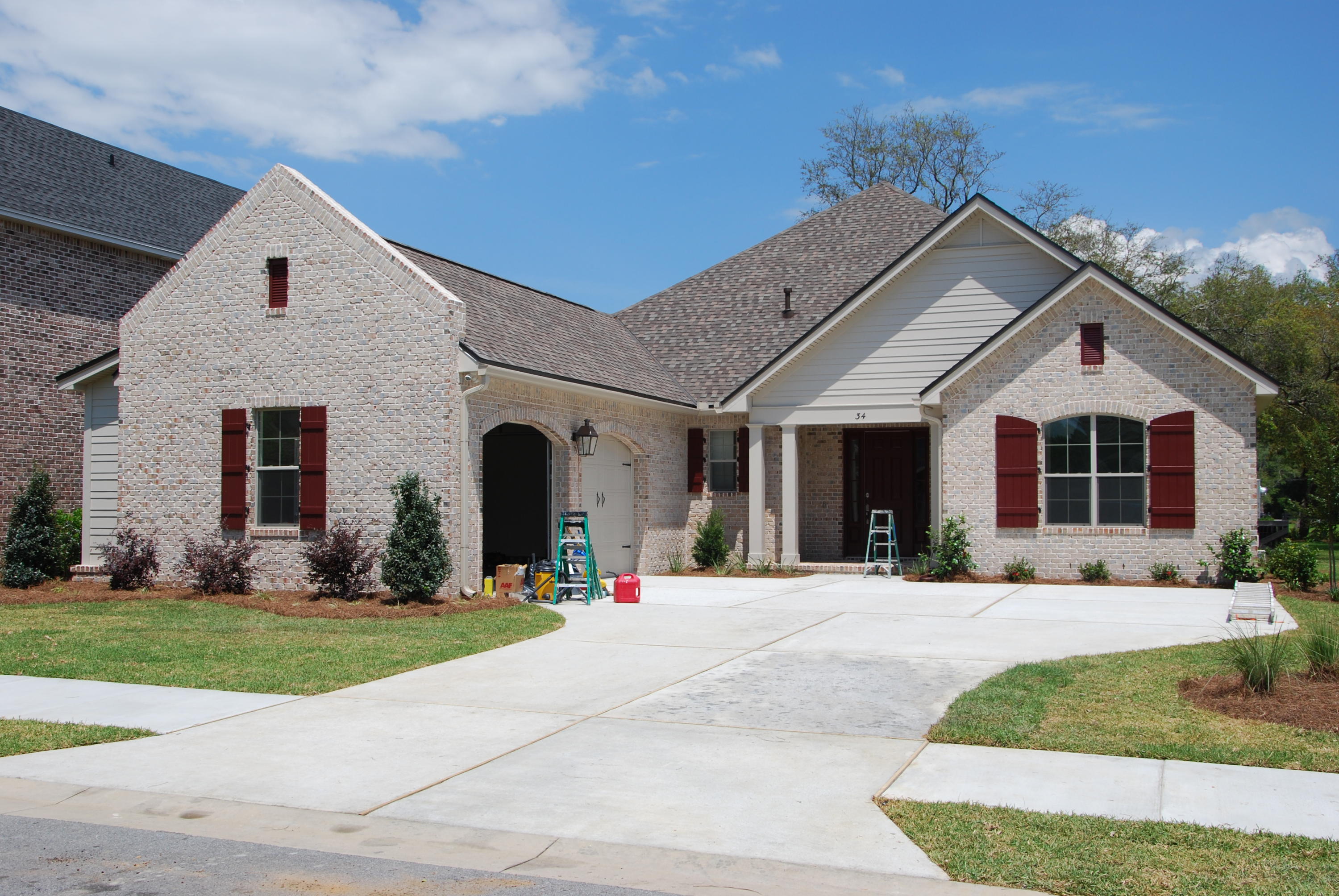THE STABLES AT ROCKY BAYOU - Residential