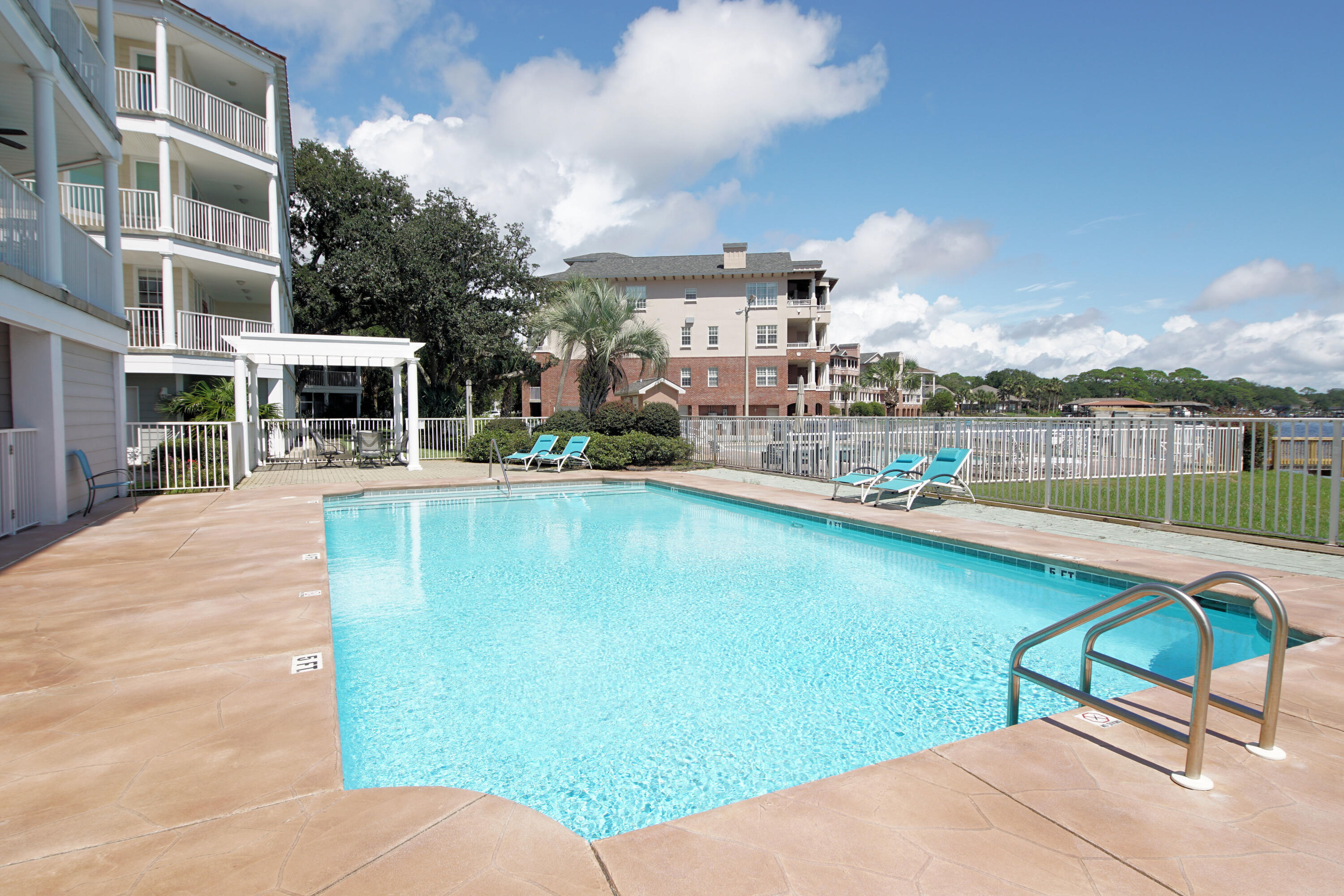 CAMP WALTON VILLAGE CONDO - Residential