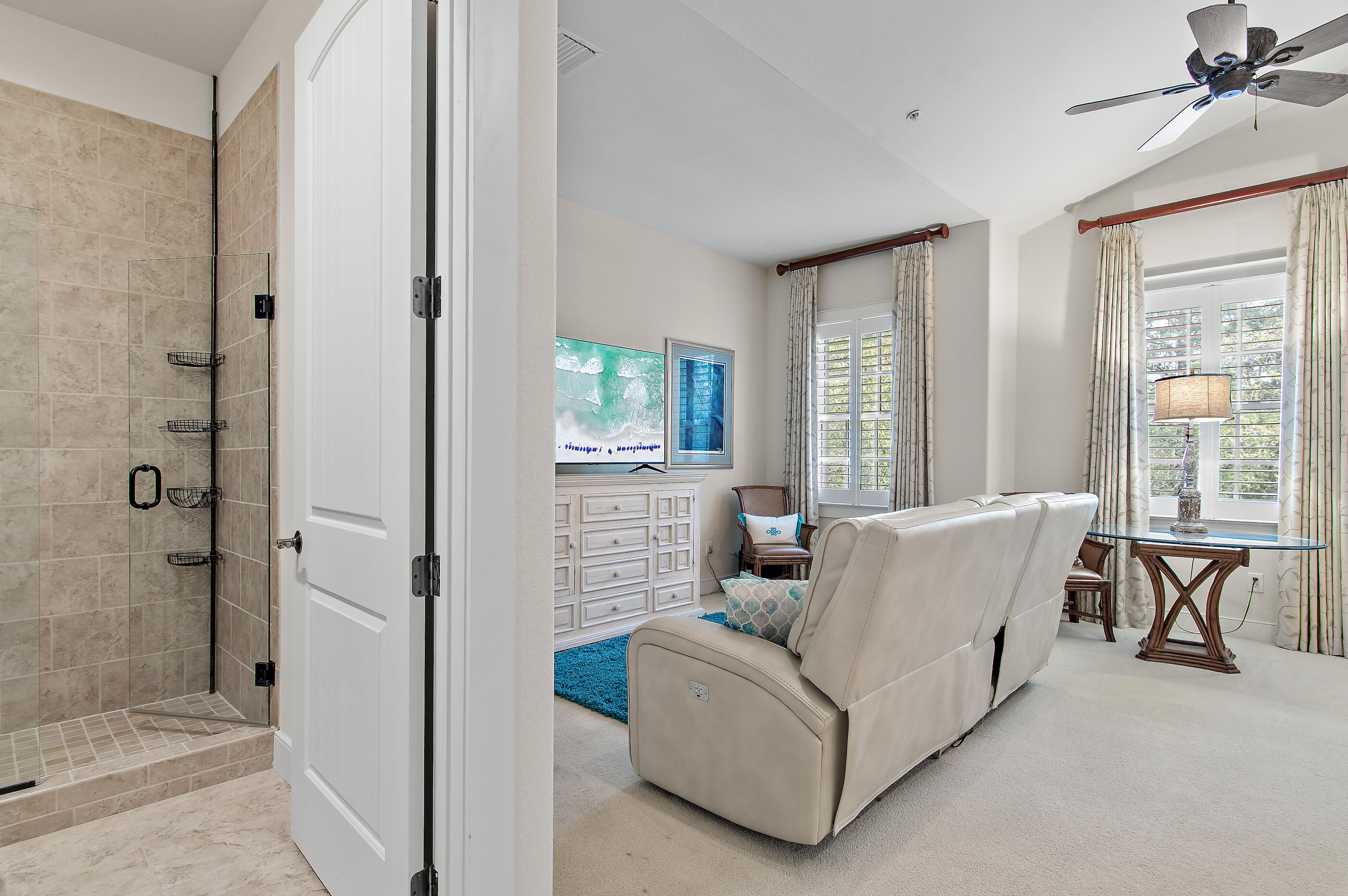 WILD HERON - CLUBSIDE II - Residential