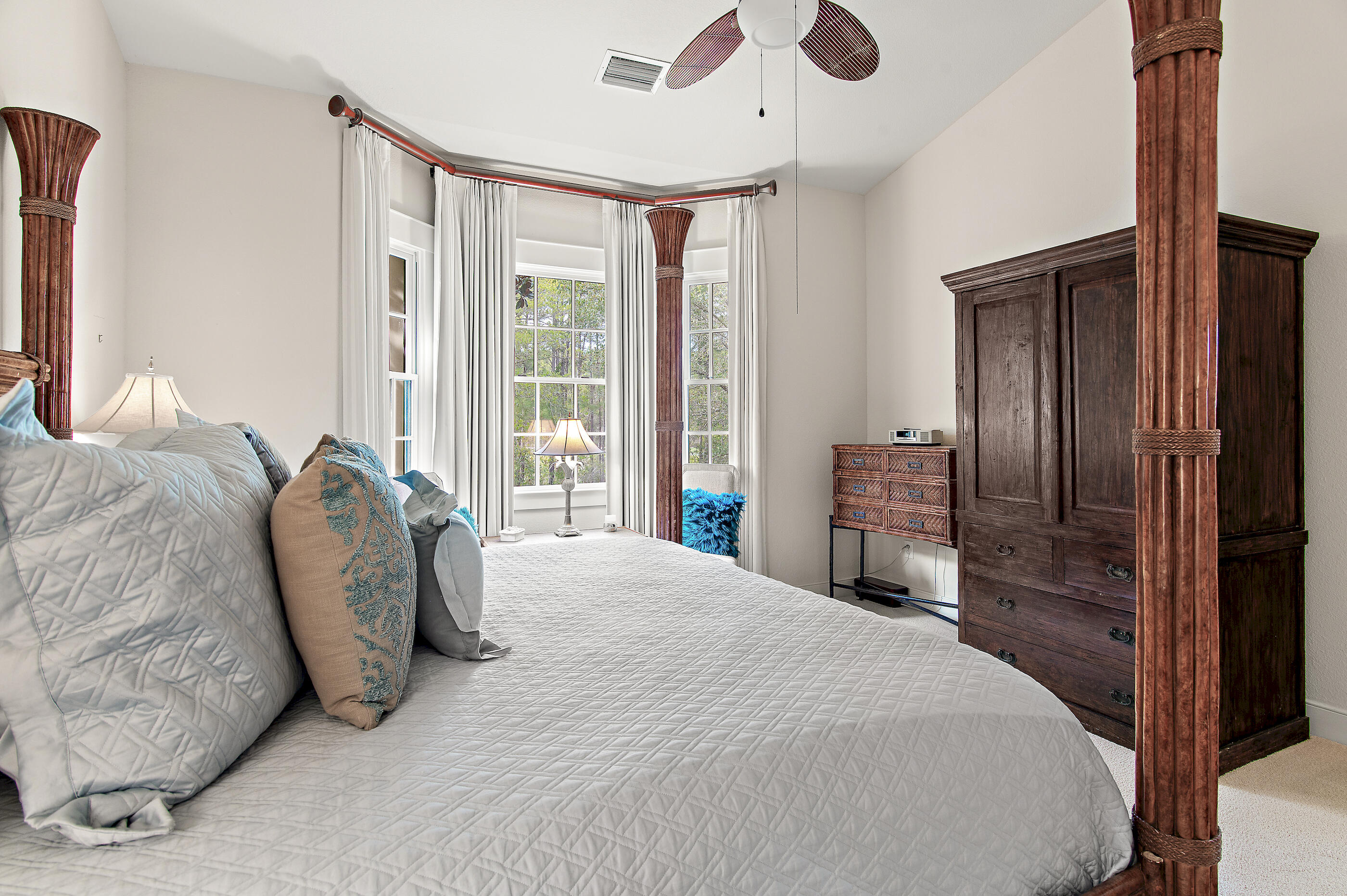 WILD HERON - CLUBSIDE II - Residential