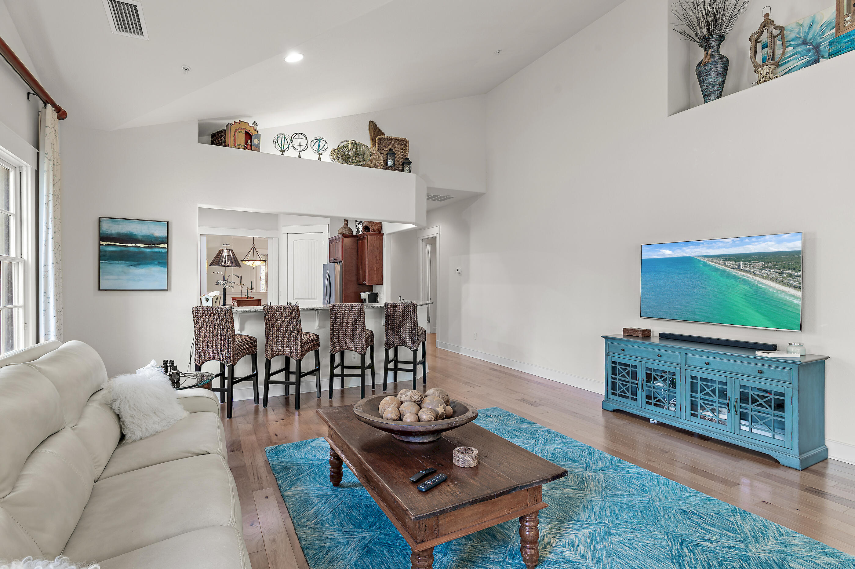 WILD HERON - CLUBSIDE II - Residential