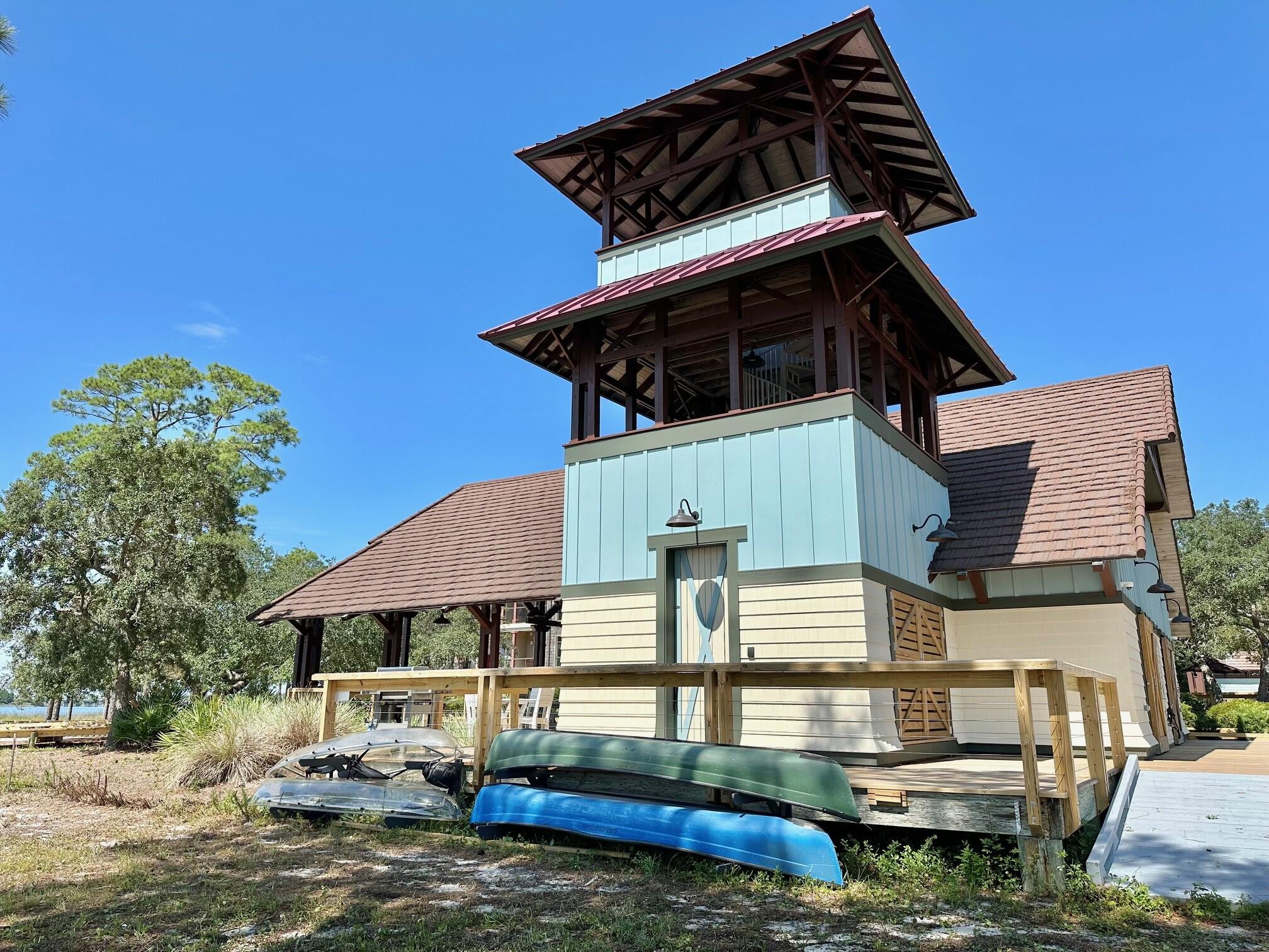 WILD HERON - CLUBSIDE II - Residential