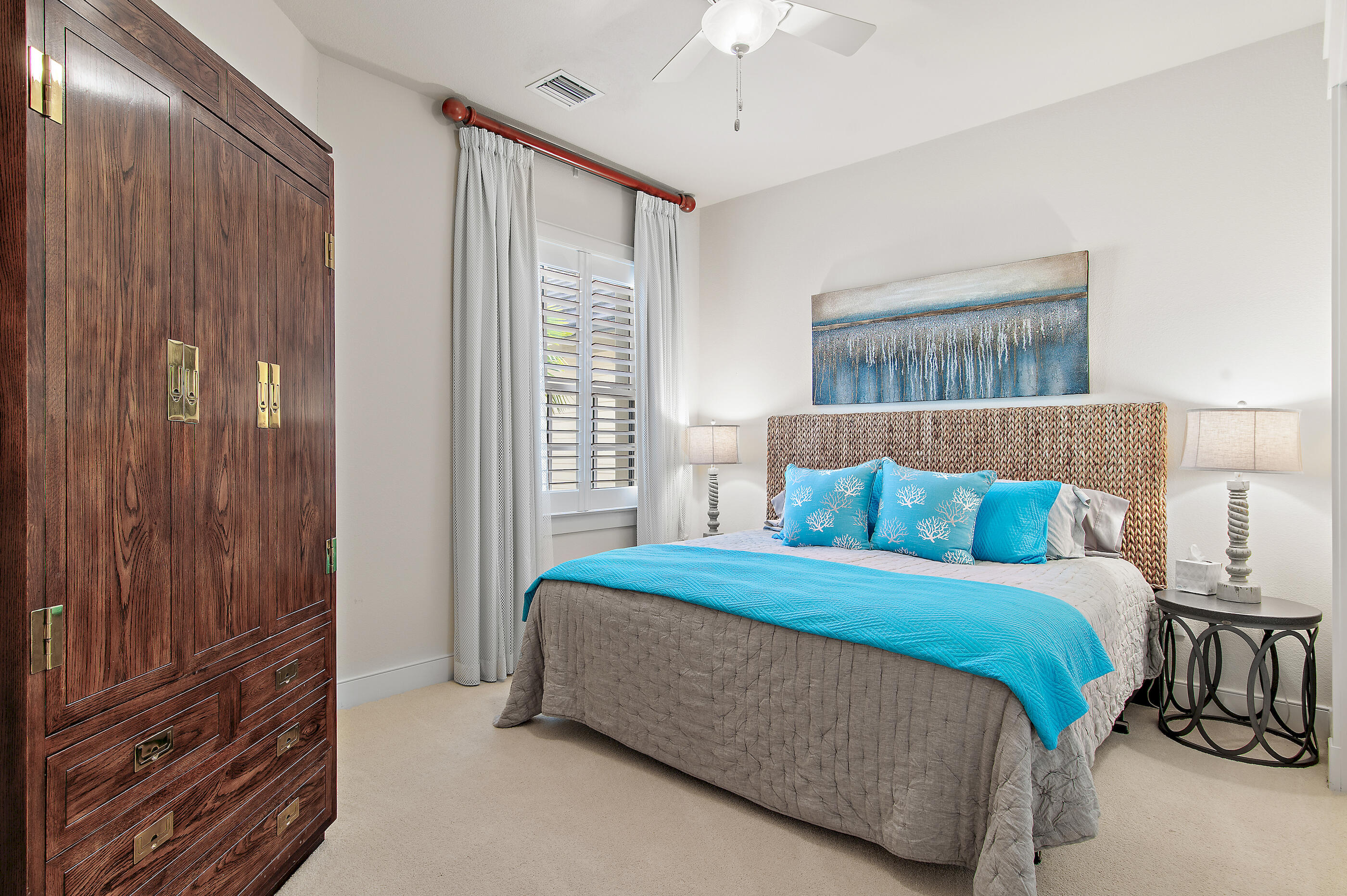 WILD HERON - CLUBSIDE II - Residential