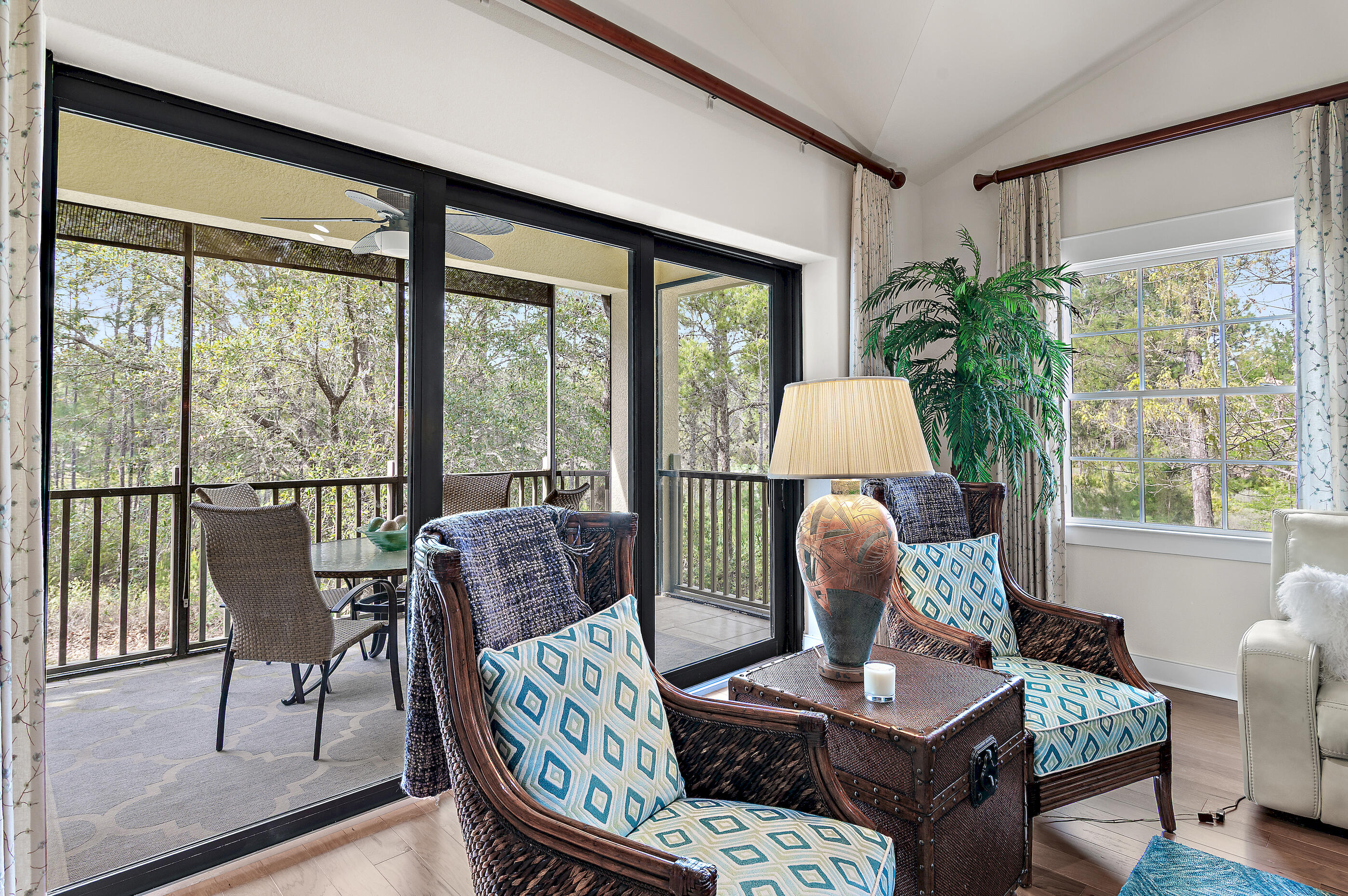 WILD HERON - CLUBSIDE II - Residential