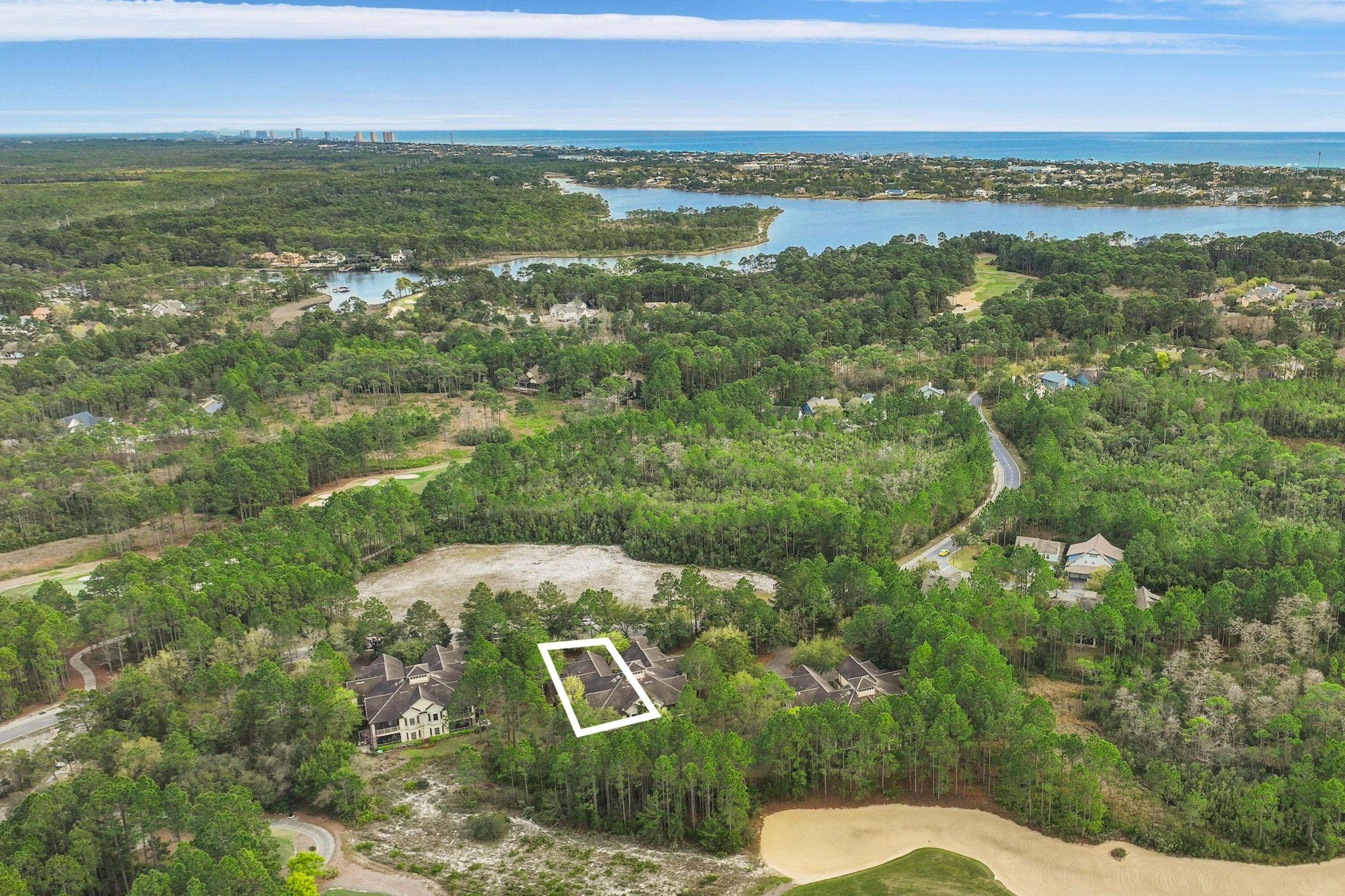 WILD HERON - CLUBSIDE II - Residential