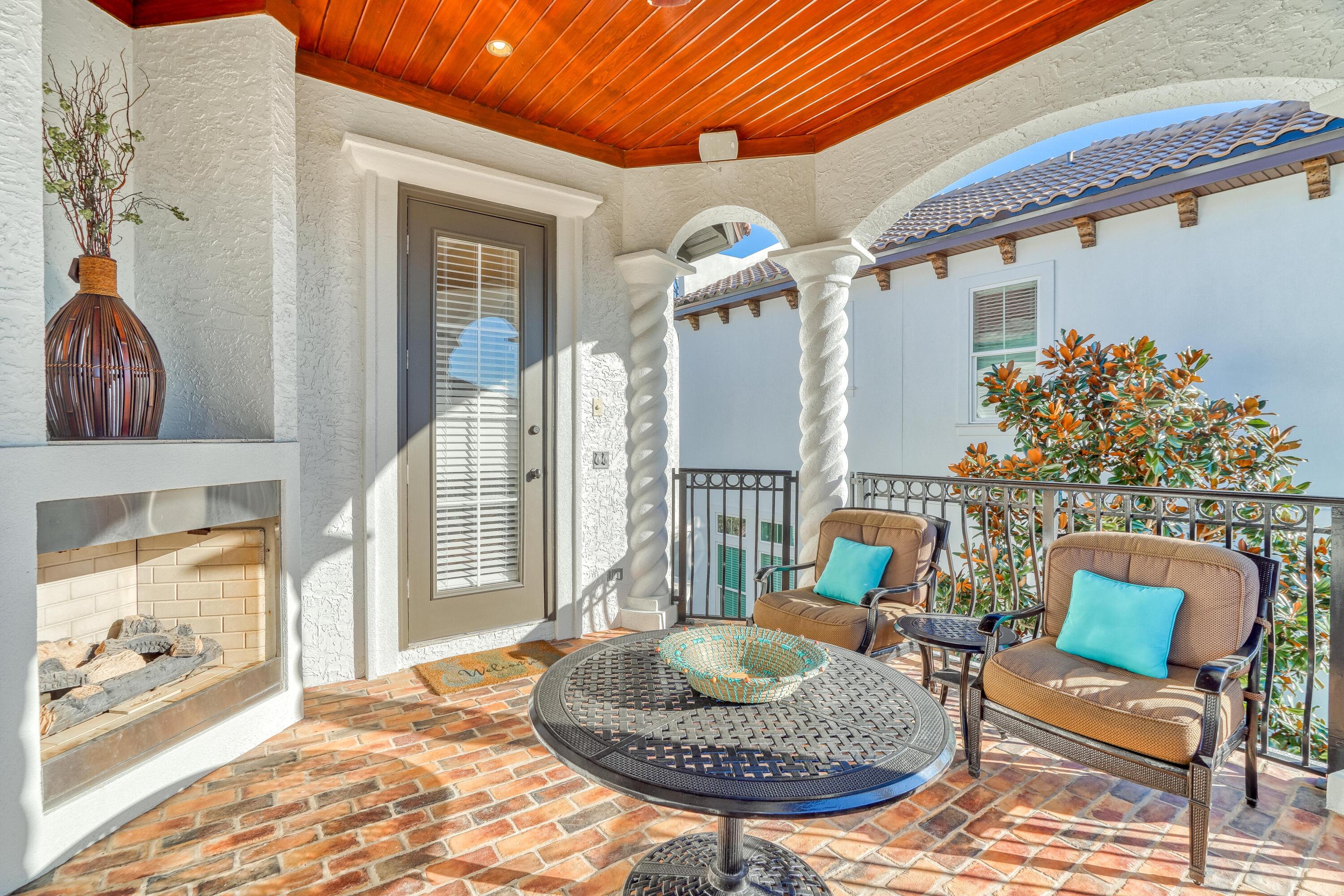 PALMEIRA VILLAS AT SEAGROVE BEACH - Residential