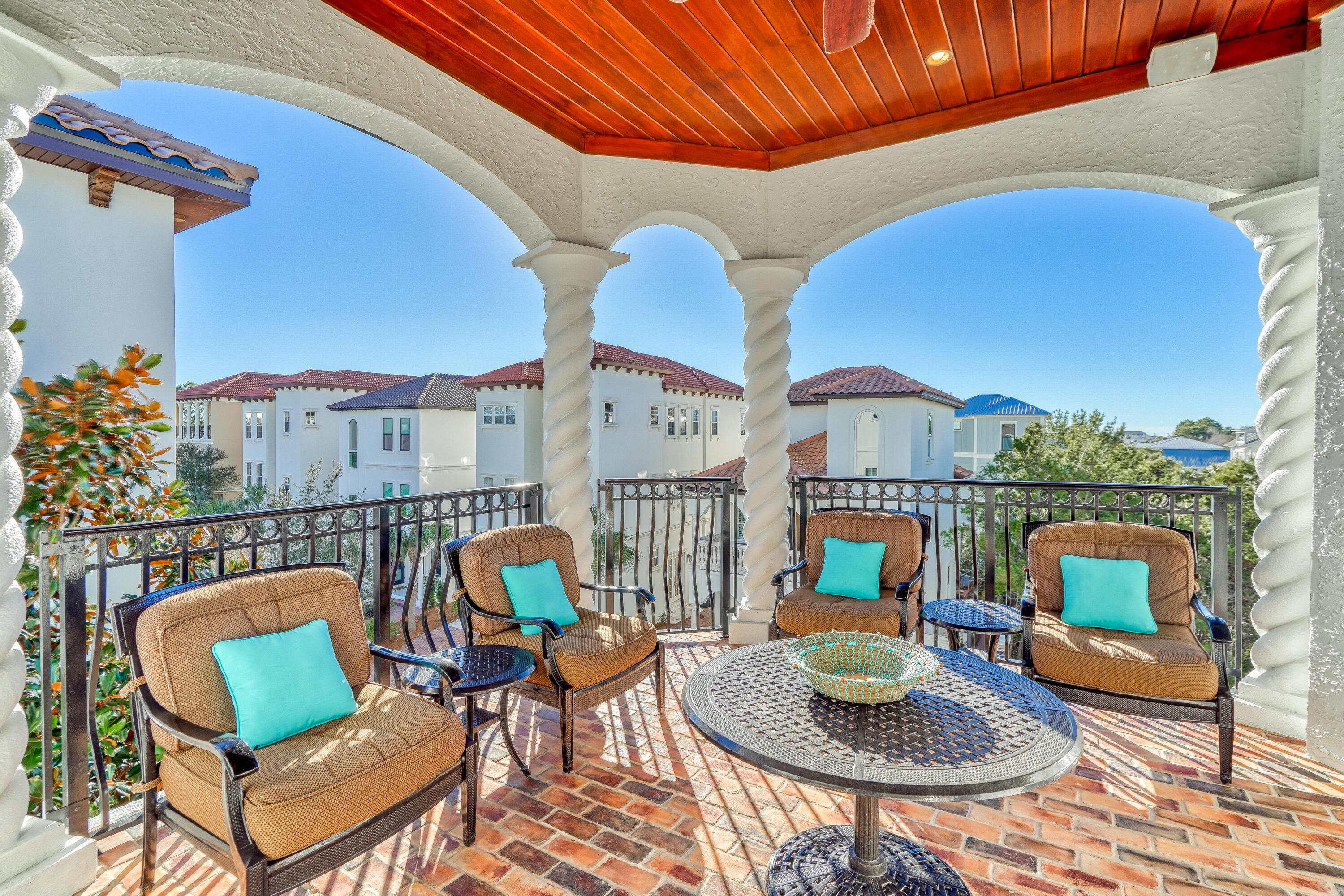 PALMEIRA VILLAS AT SEAGROVE BEACH - Residential