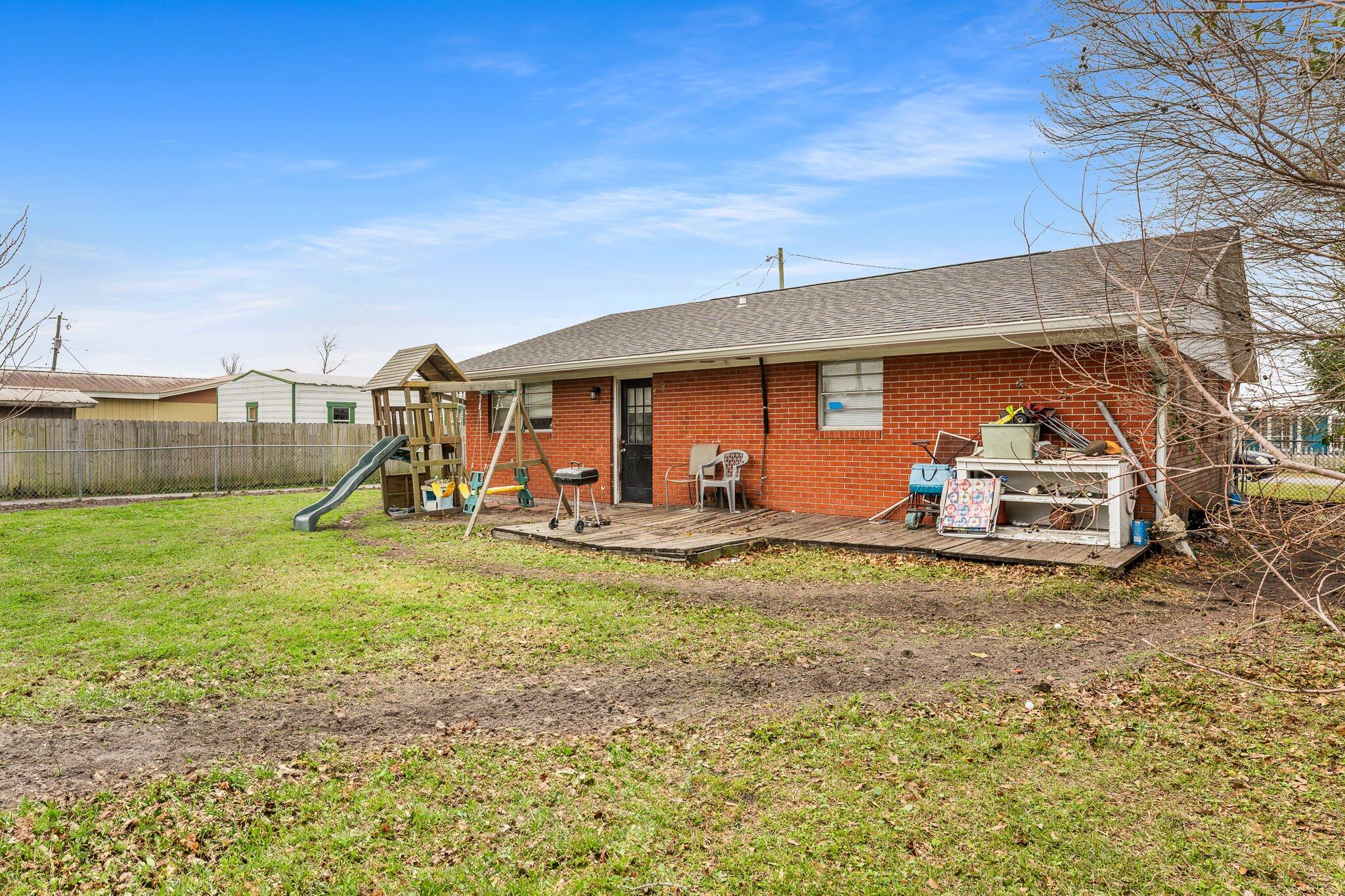 ROBINDALE - Residential