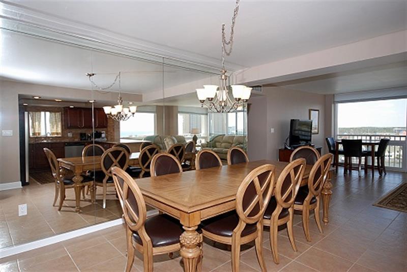 SHORELINE TOWERS 3 - Residential