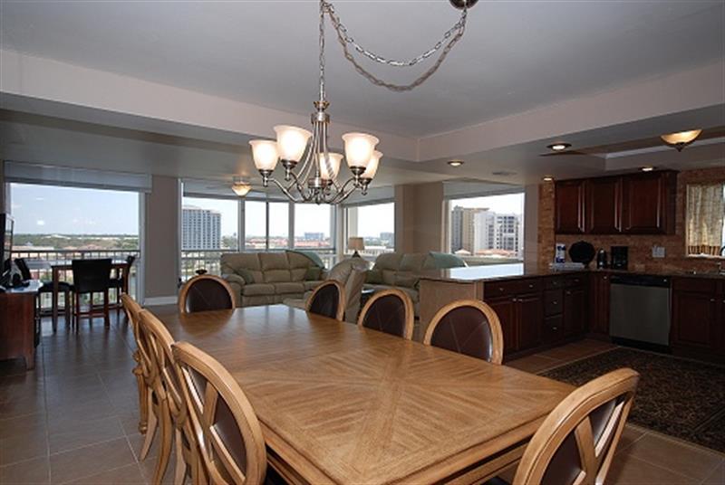 SHORELINE TOWERS 3 - Residential