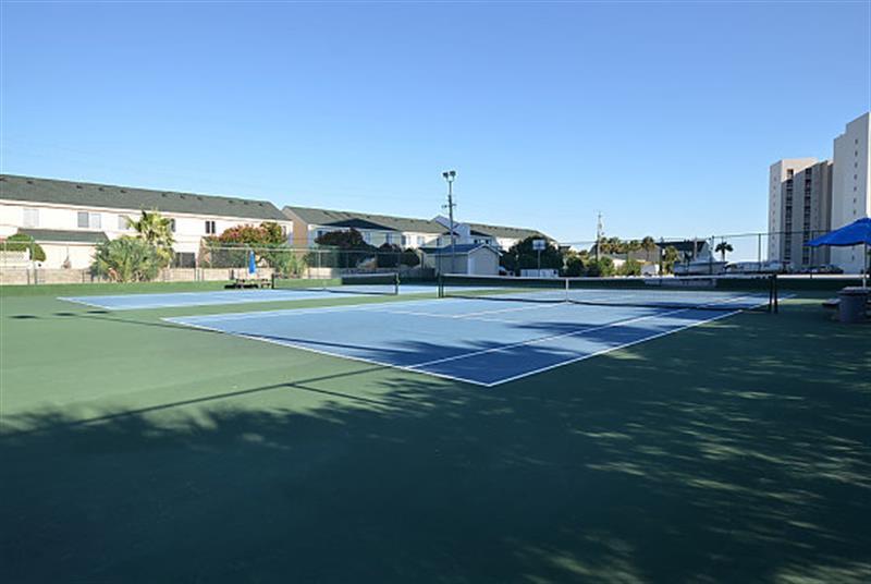 SHORELINE TOWERS 3 - Residential