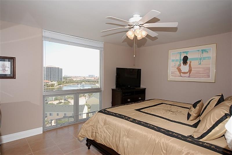 SHORELINE TOWERS 3 - Residential