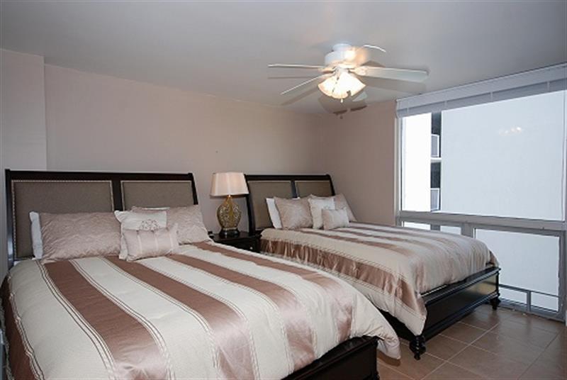 SHORELINE TOWERS 3 - Residential