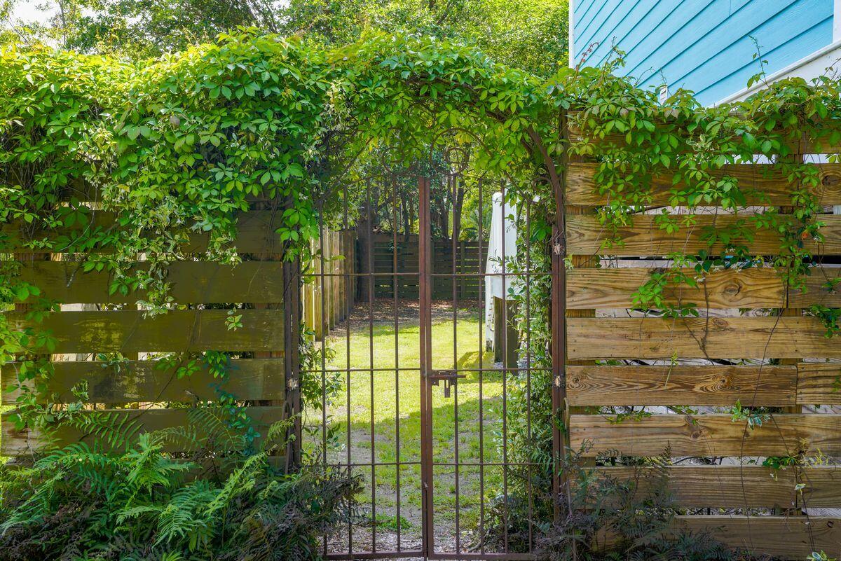 NO RECORDED PROJECT - Residential