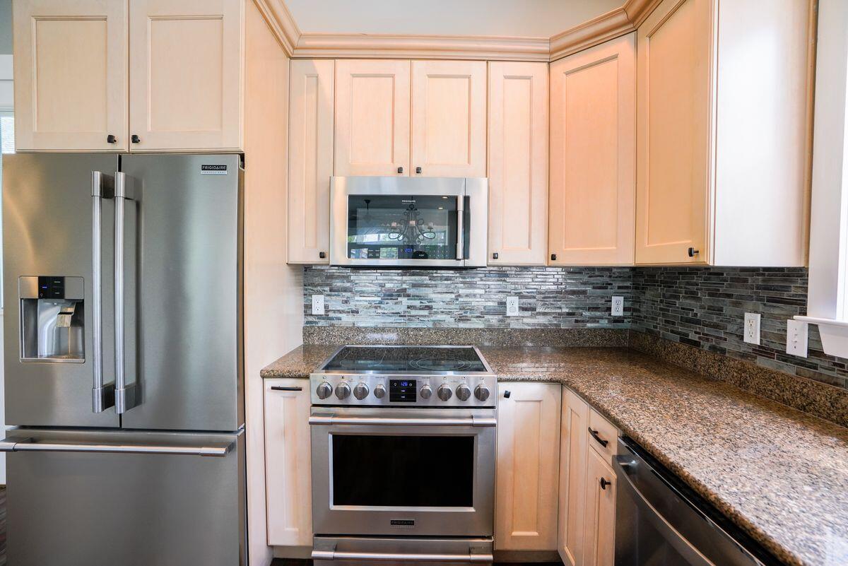 NO RECORDED PROJECT - Residential