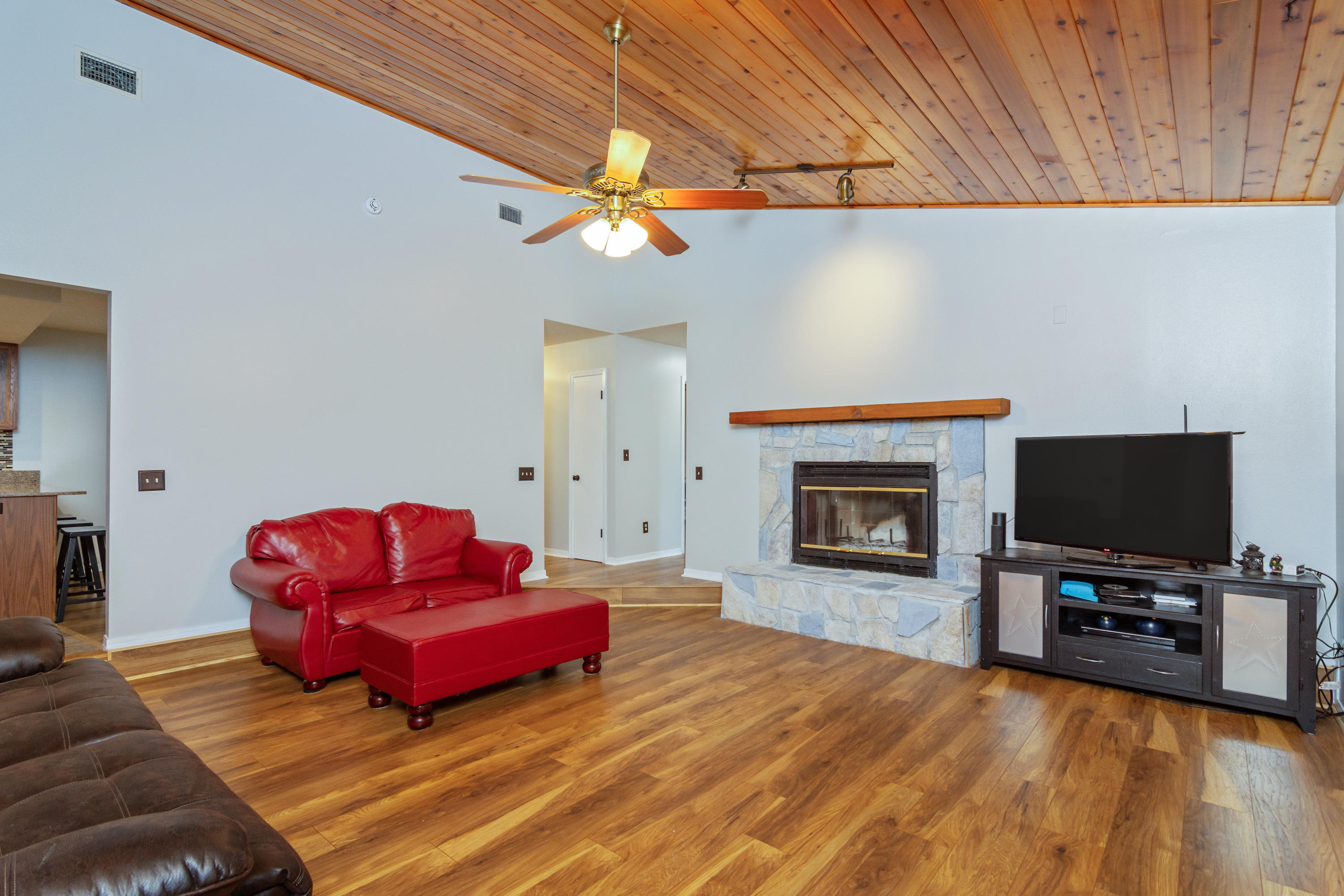 RIVERSIDE NORTH - Residential