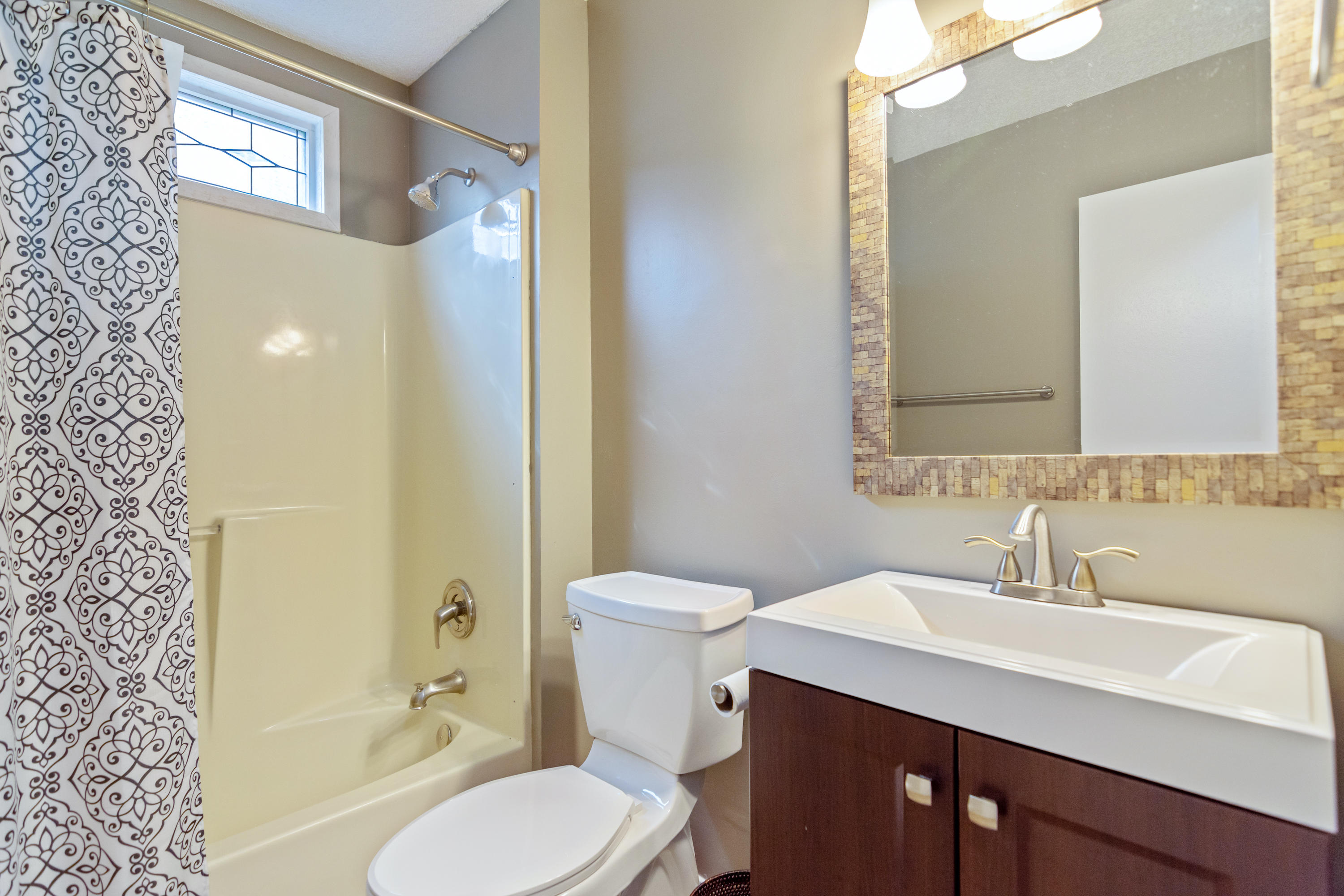 RIVERSIDE NORTH - Residential