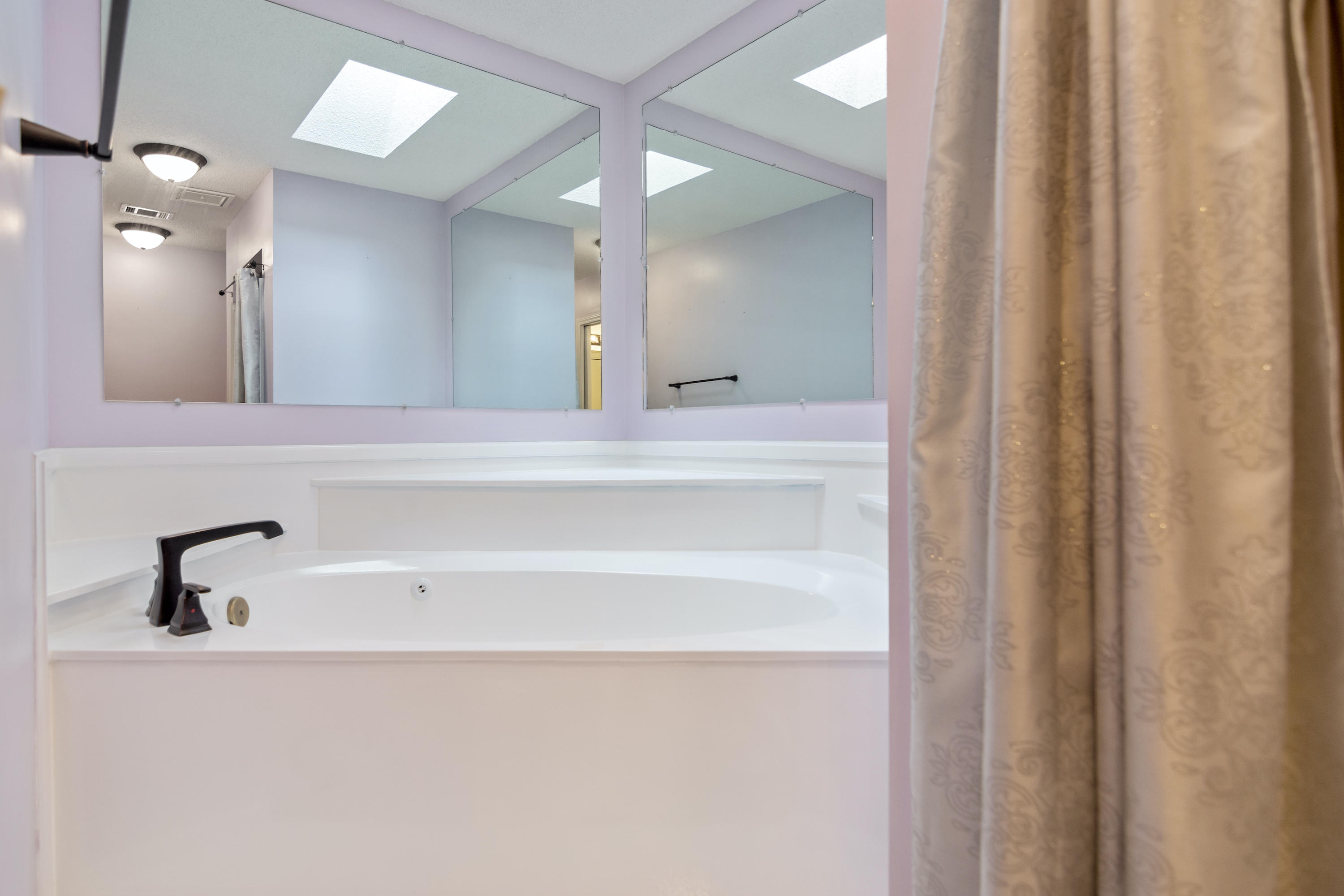 RIVERSIDE NORTH - Residential