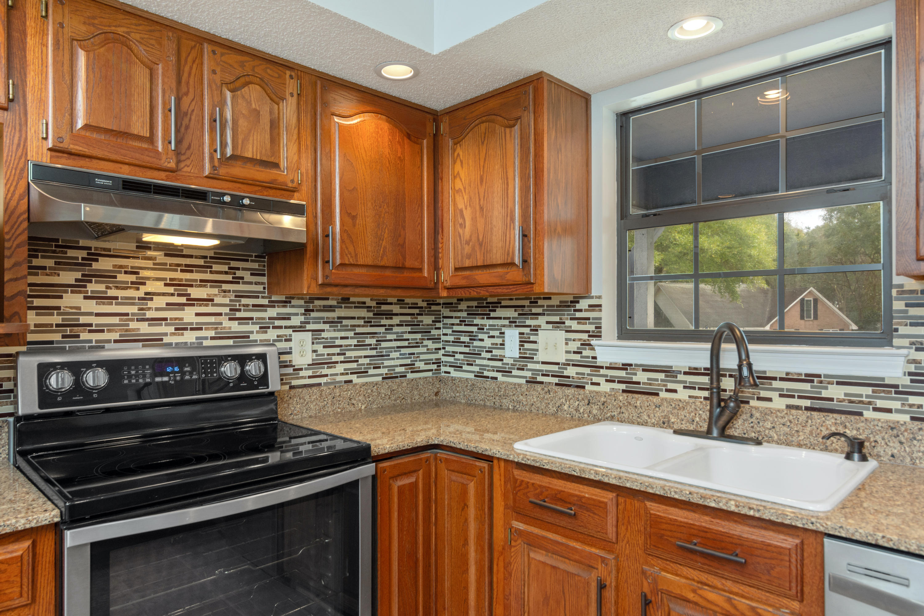 RIVERSIDE NORTH - Residential