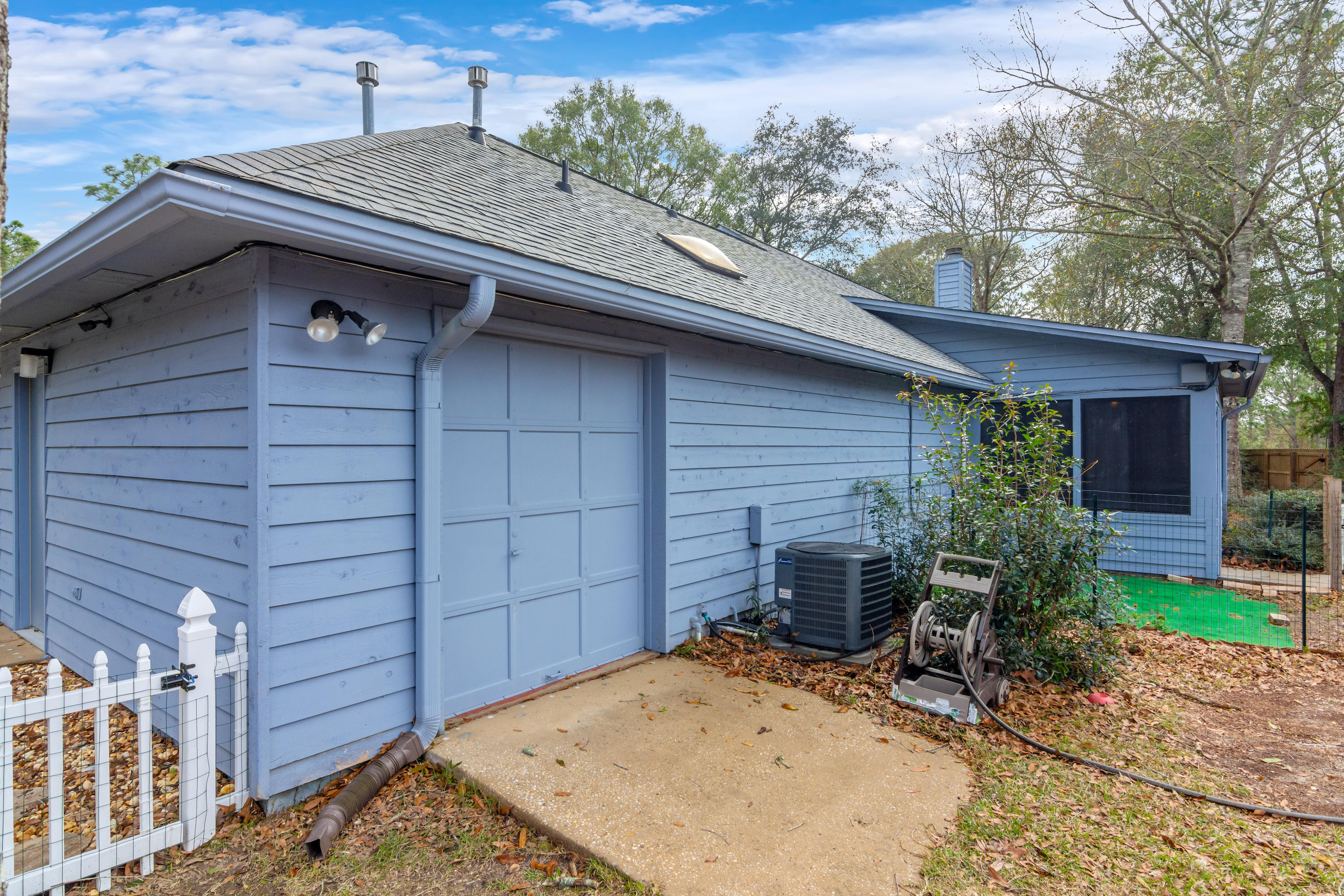 RIVERSIDE NORTH - Residential