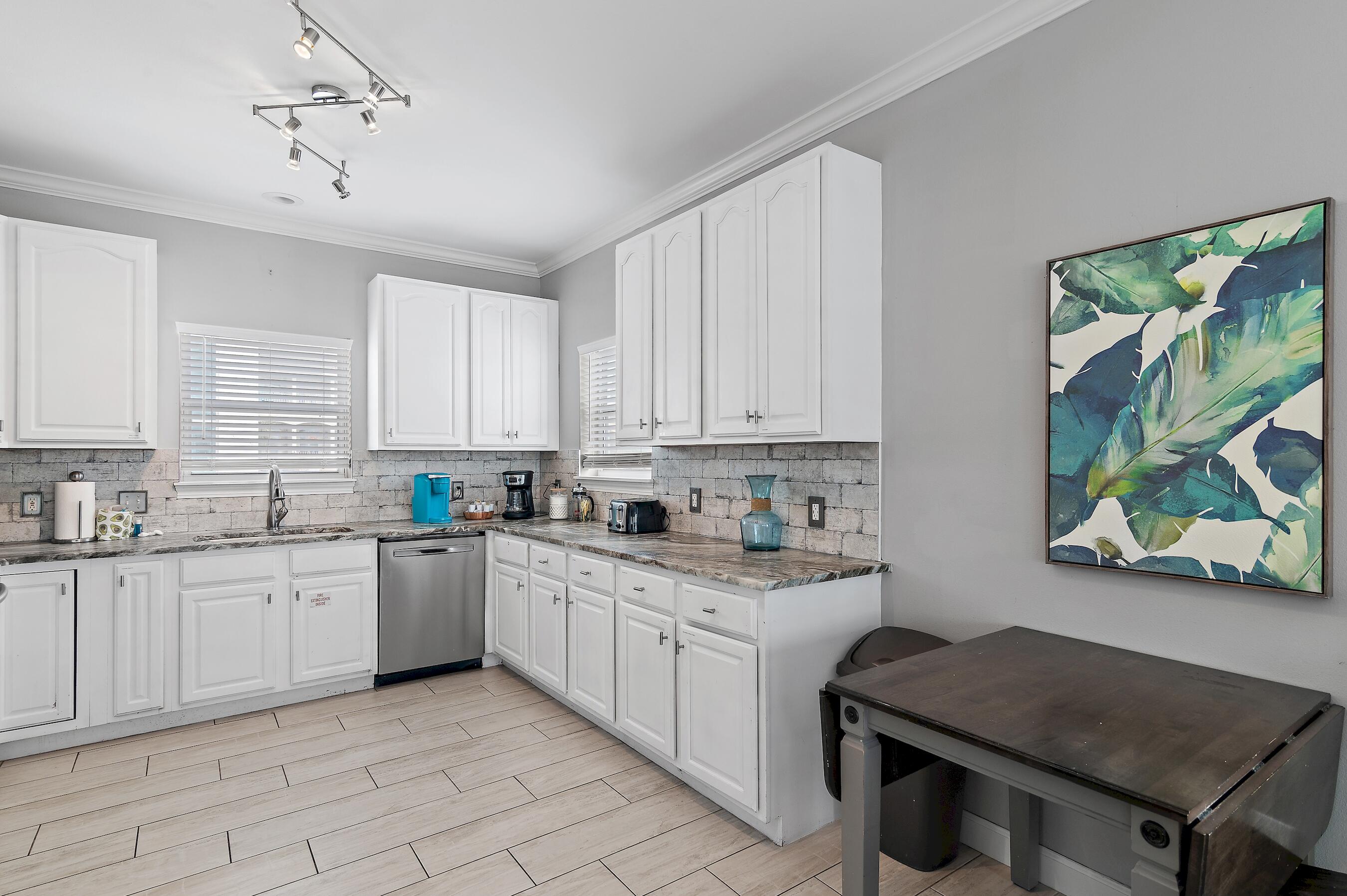 EMERALD DUNES - Residential