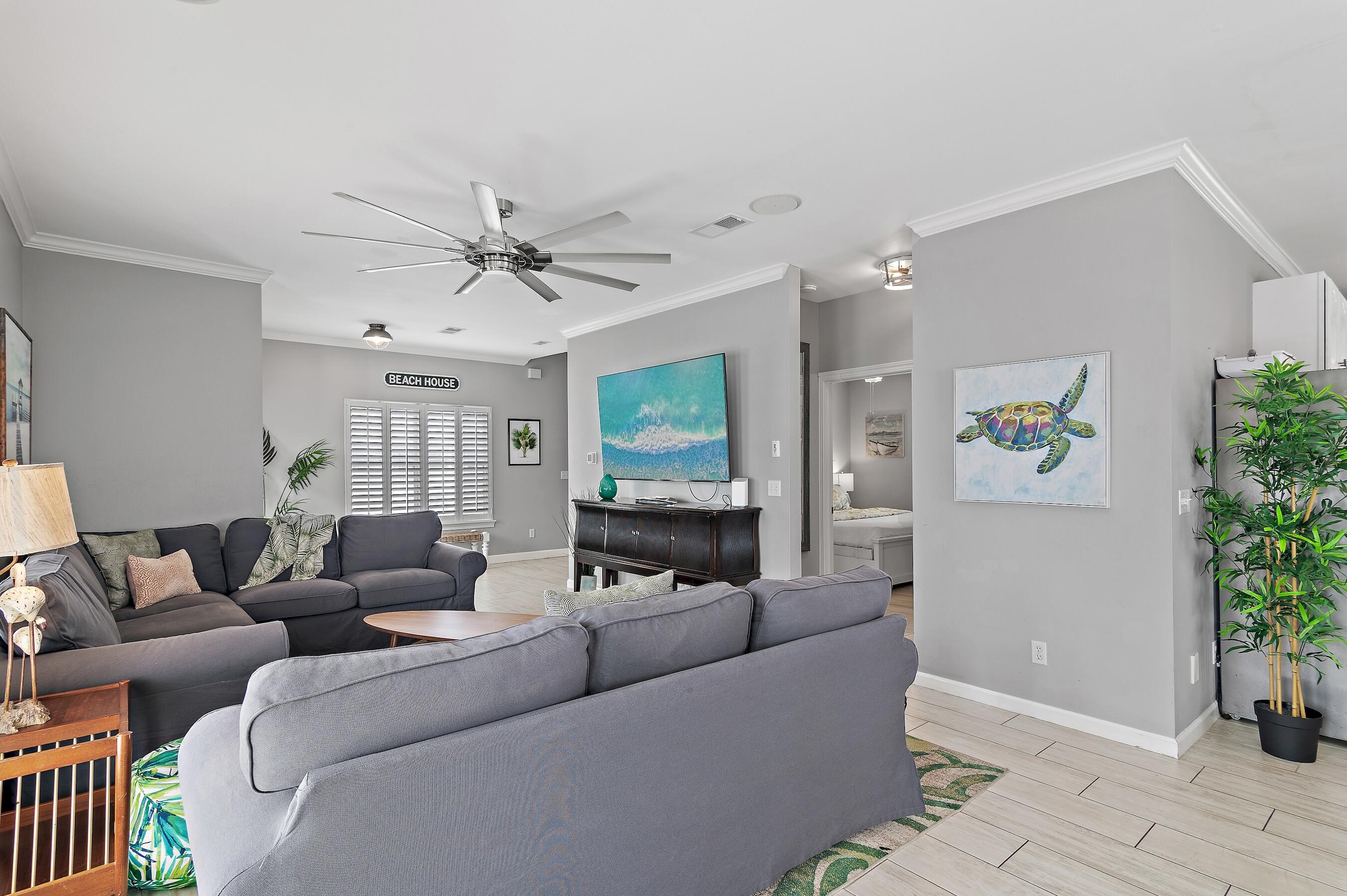 EMERALD DUNES - Residential