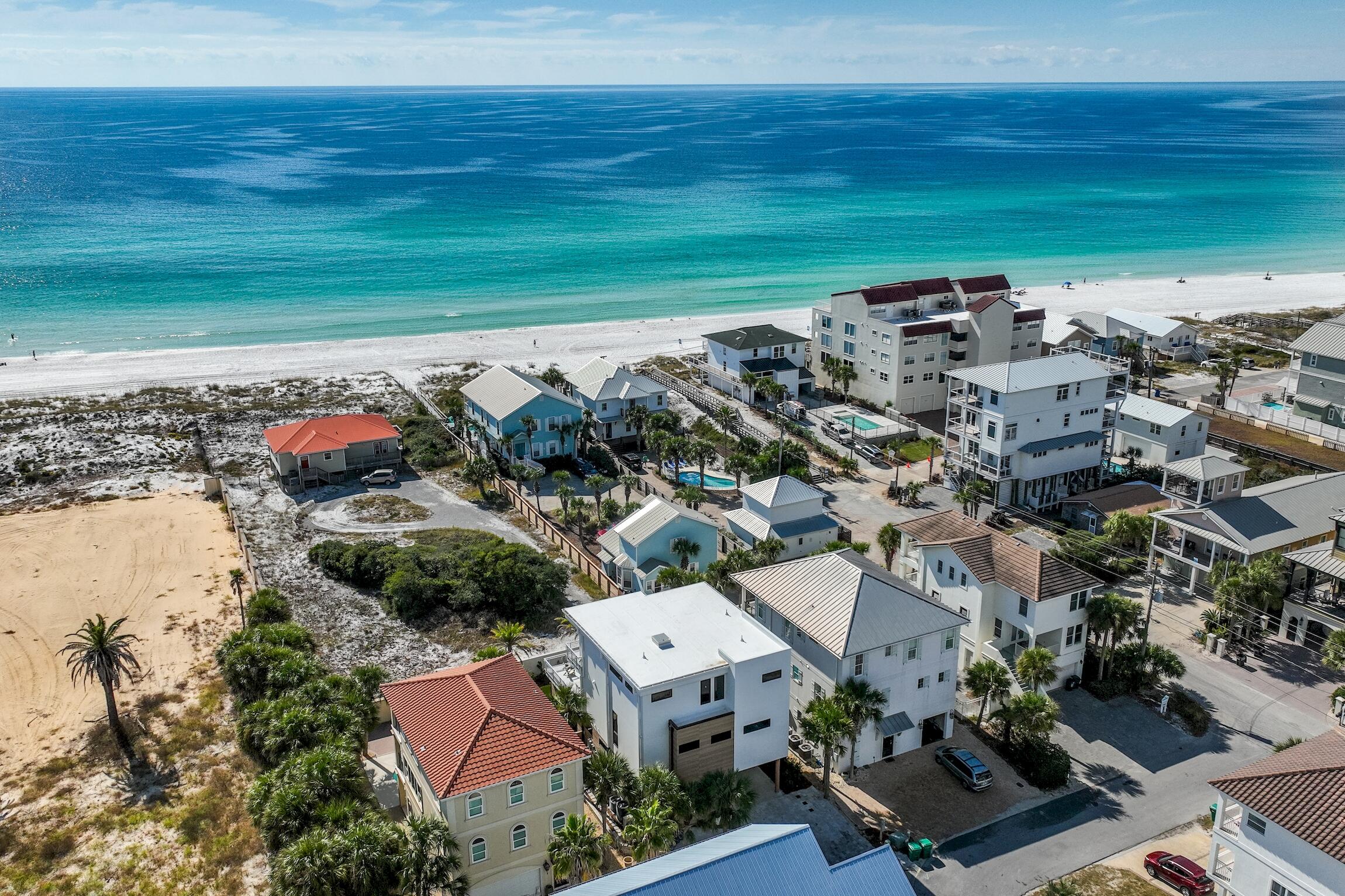 EMERALD DUNES - Residential